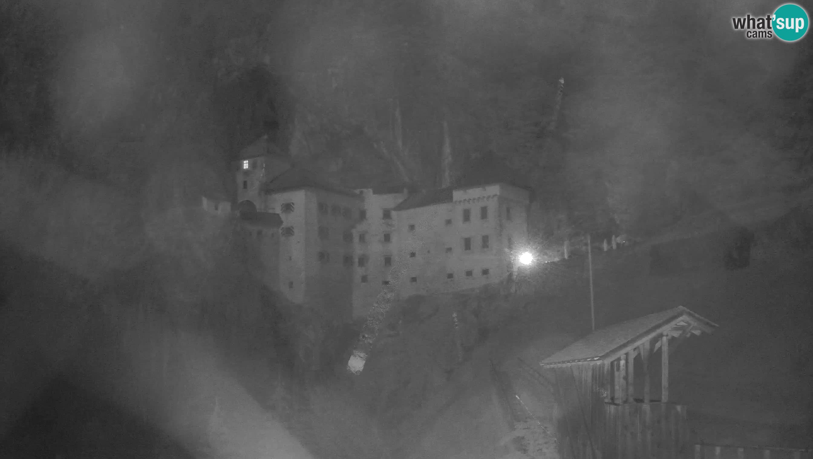 Live Webcam Grad Predjama – Château de Predjama – Postojna – Slovénie