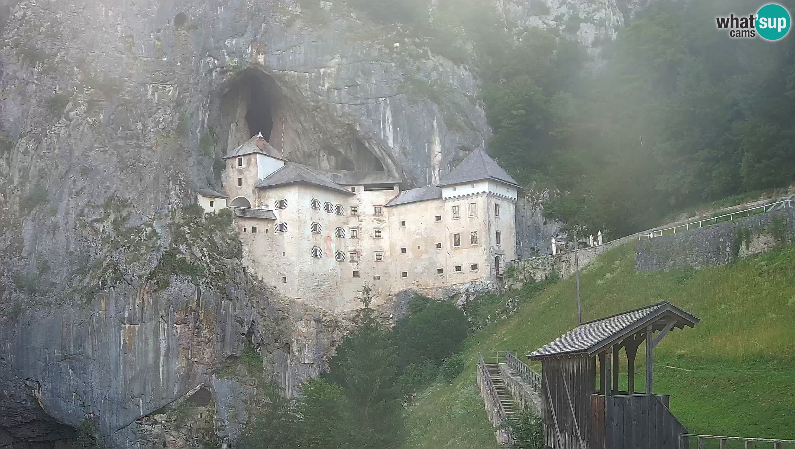 Live Webcam Predjamski grad – Predjama Castle – Postojna – Slovenia