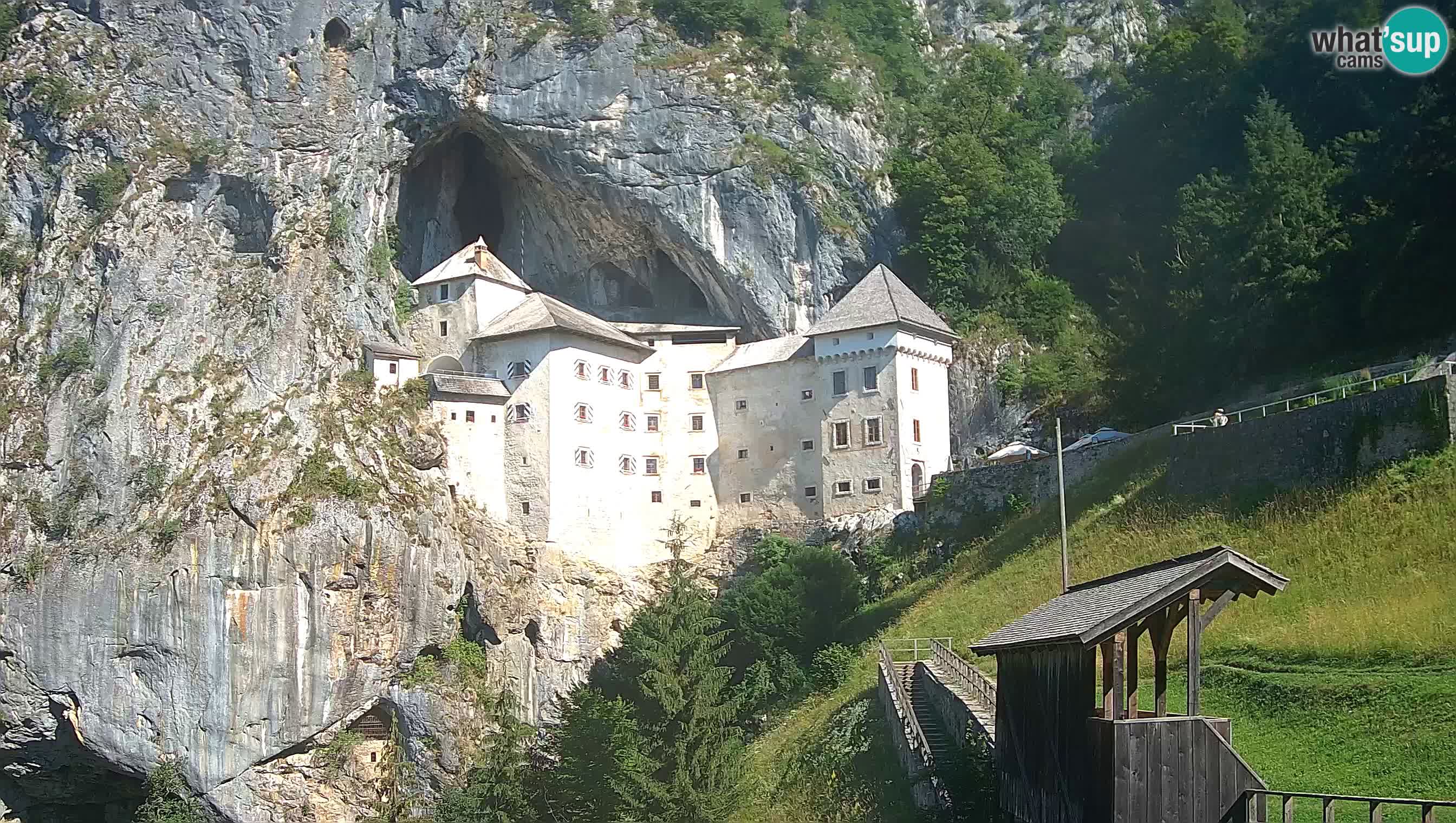 Live Webcam Predjamski grad – Predjama Castle – Postojna – Slovenia