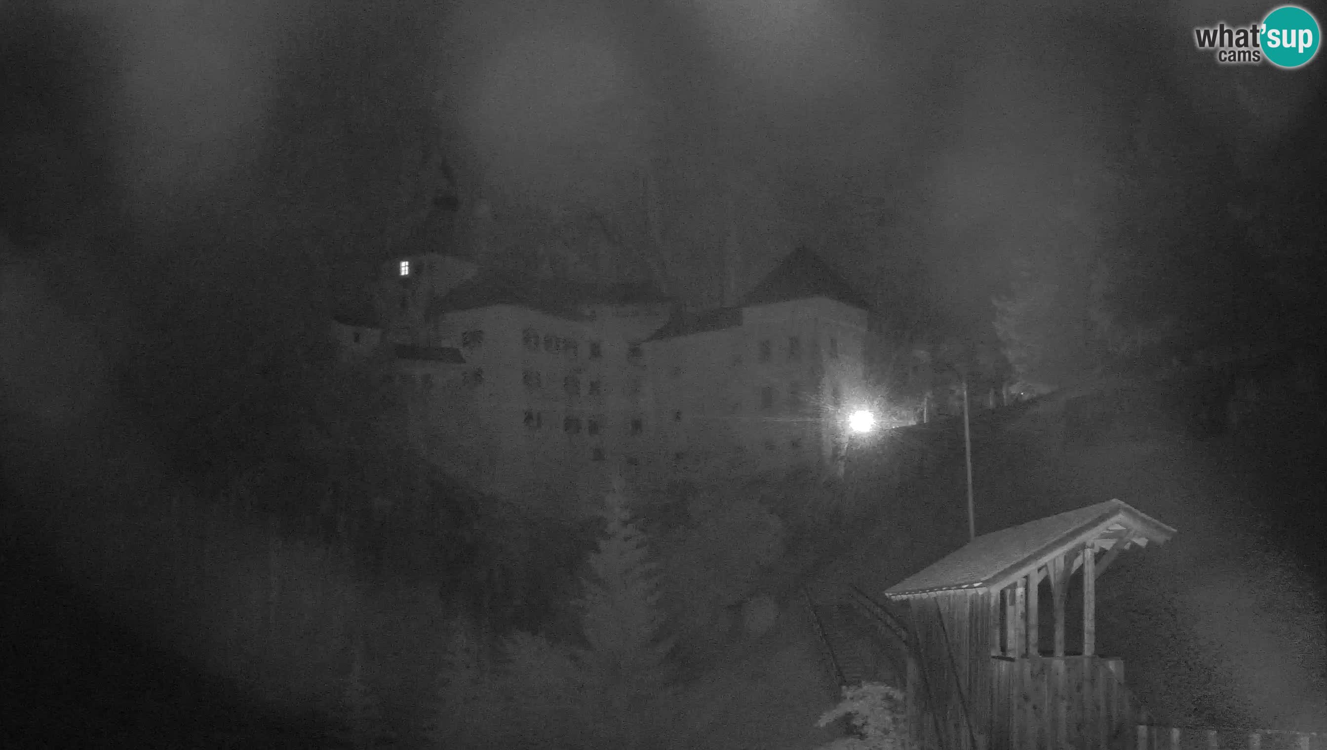 Live Webcam Grad Predjama – Château de Predjama – Postojna – Slovénie
