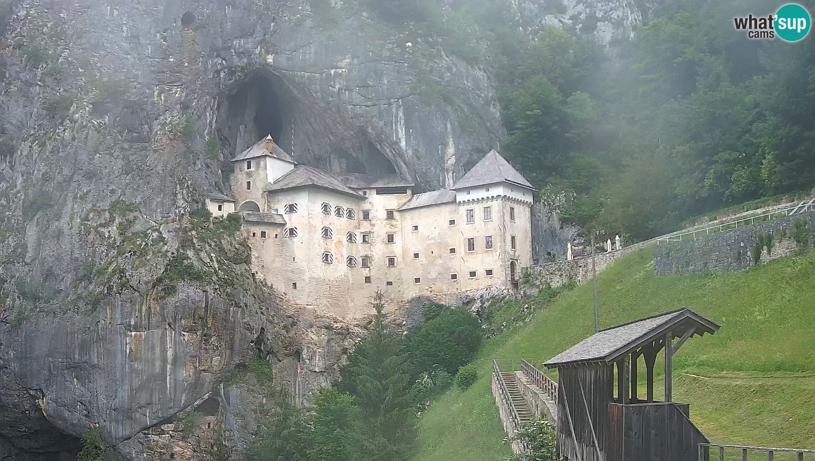 Live Webcam Castello di Predjama – Postumia – Slovenia