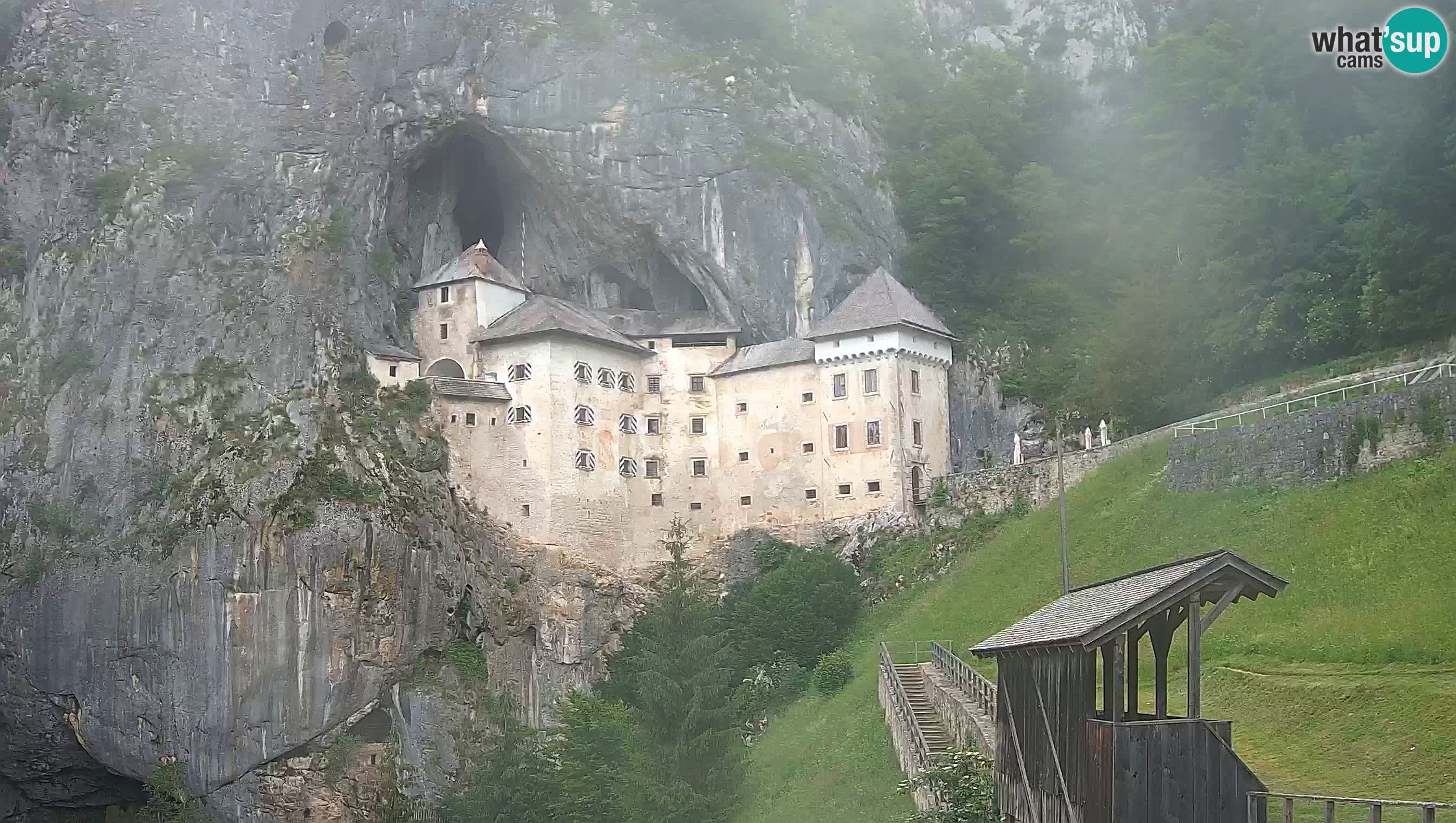 Live Webcam Predjamski grad – Predjama Castle – Postojna – Slovenia