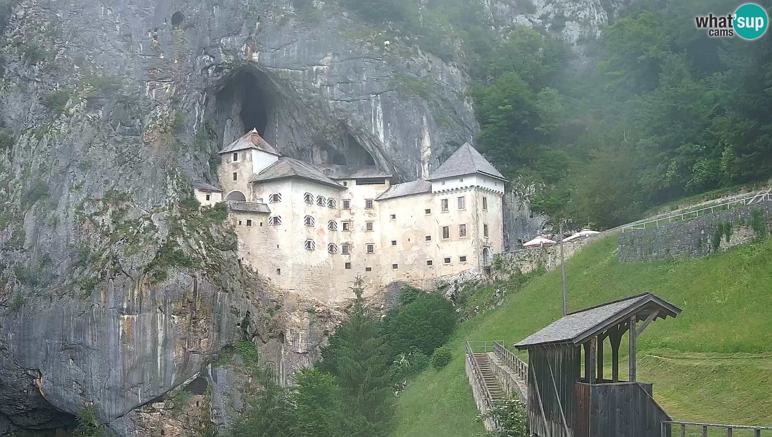 Live Webcam Predjamski grad – Predjama Castle – Postojna – Slovenia