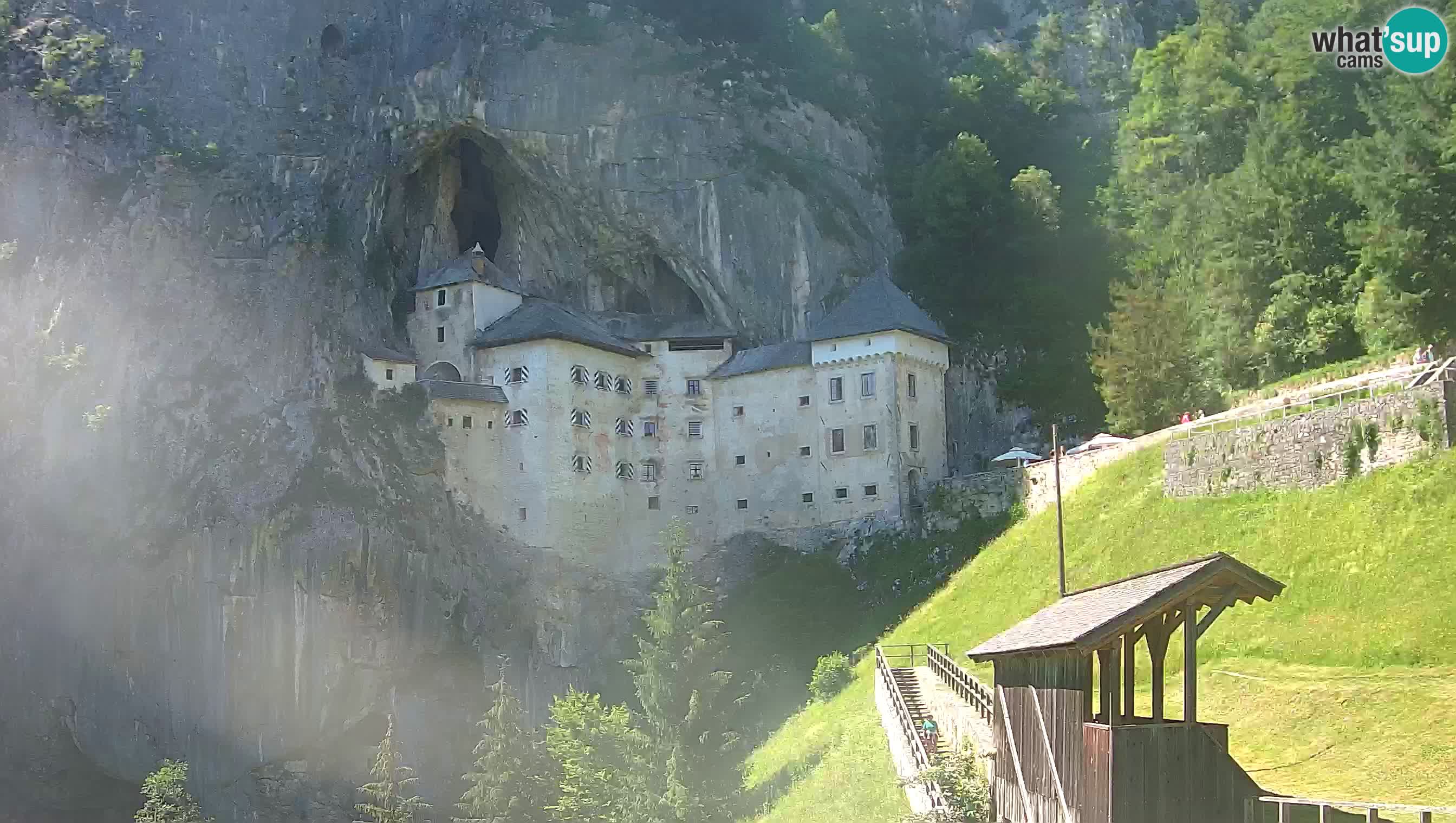 Camera en vivo Castillo de Predjama – Postojna – Eslovenia