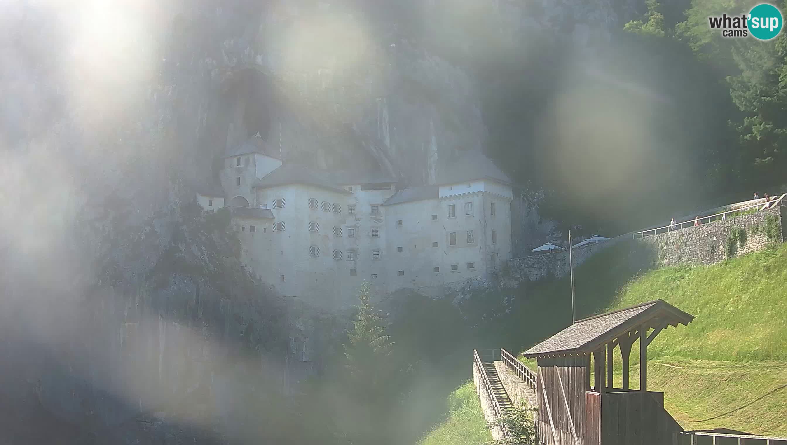 Live Webcam Grad Predjama – Château de Predjama – Postojna – Slovénie