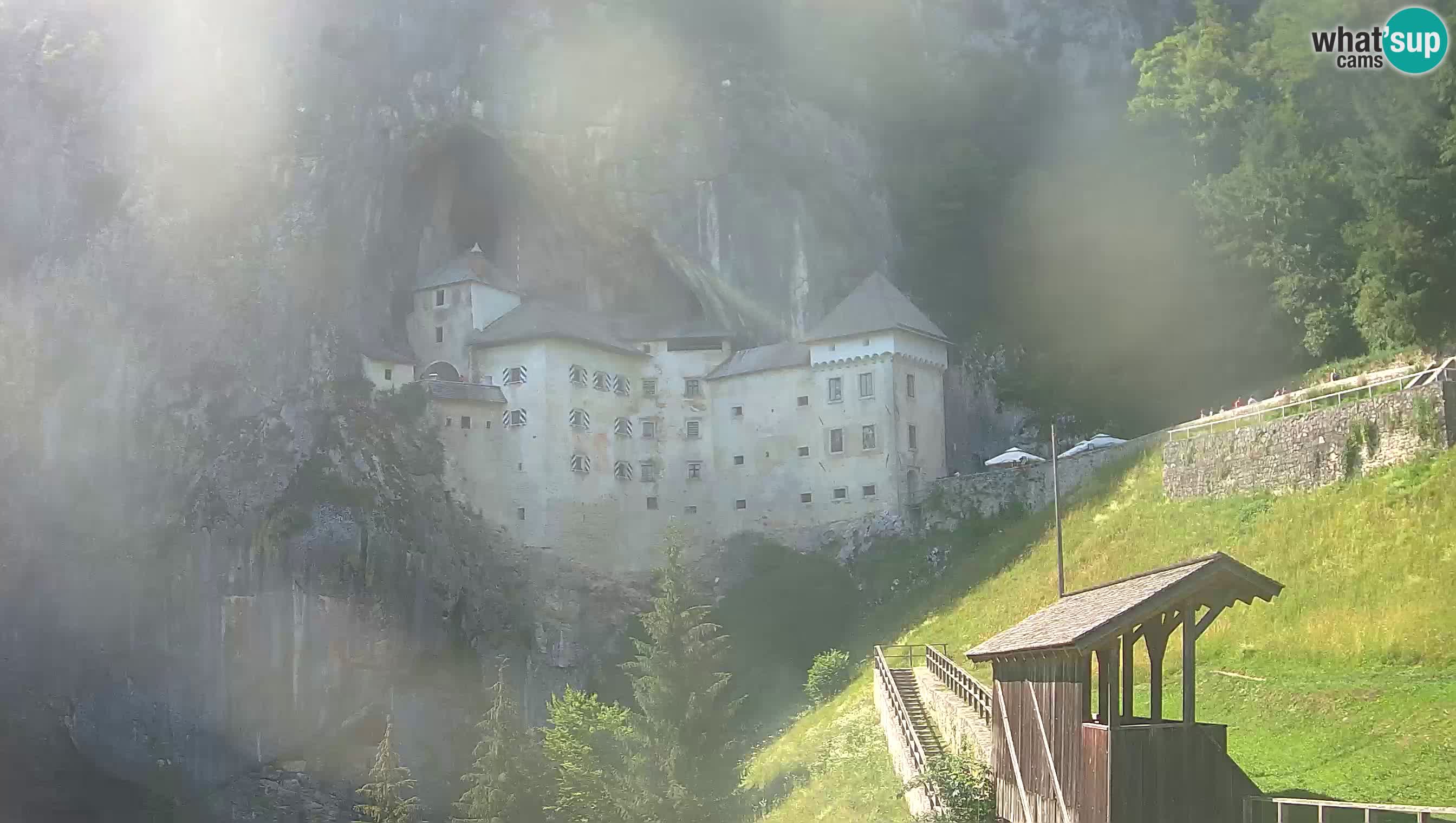 Live Webcam Castello di Predjama – Postumia – Slovenia