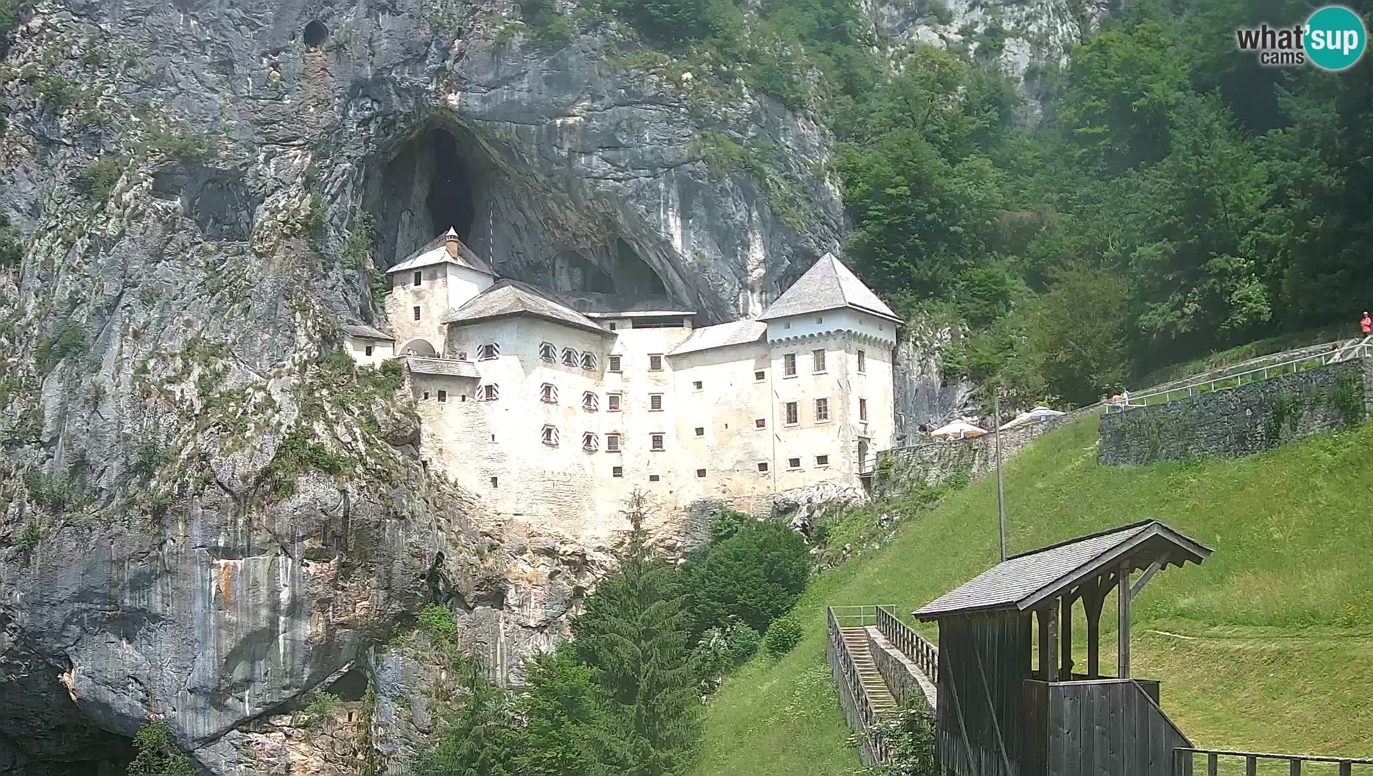 Live Webcam Predjamski grad – Predjama Castle – Postojna – Slovenia