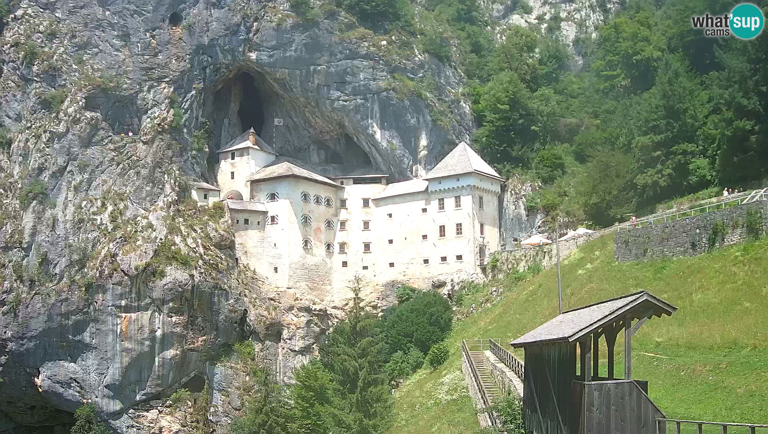 Web kamera Predjamski dvorac – Postojna – Slovenija