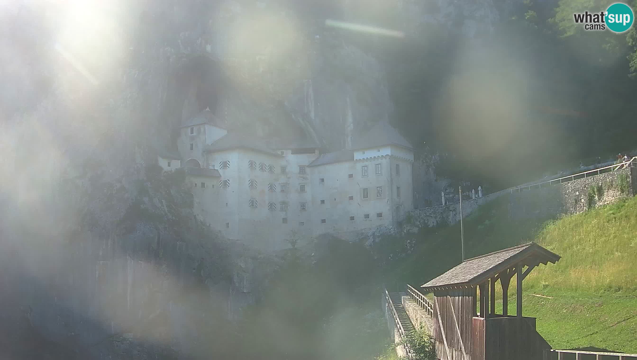 Live Webcam Predjamski grad – Predjama Castle – Postojna – Slovenia