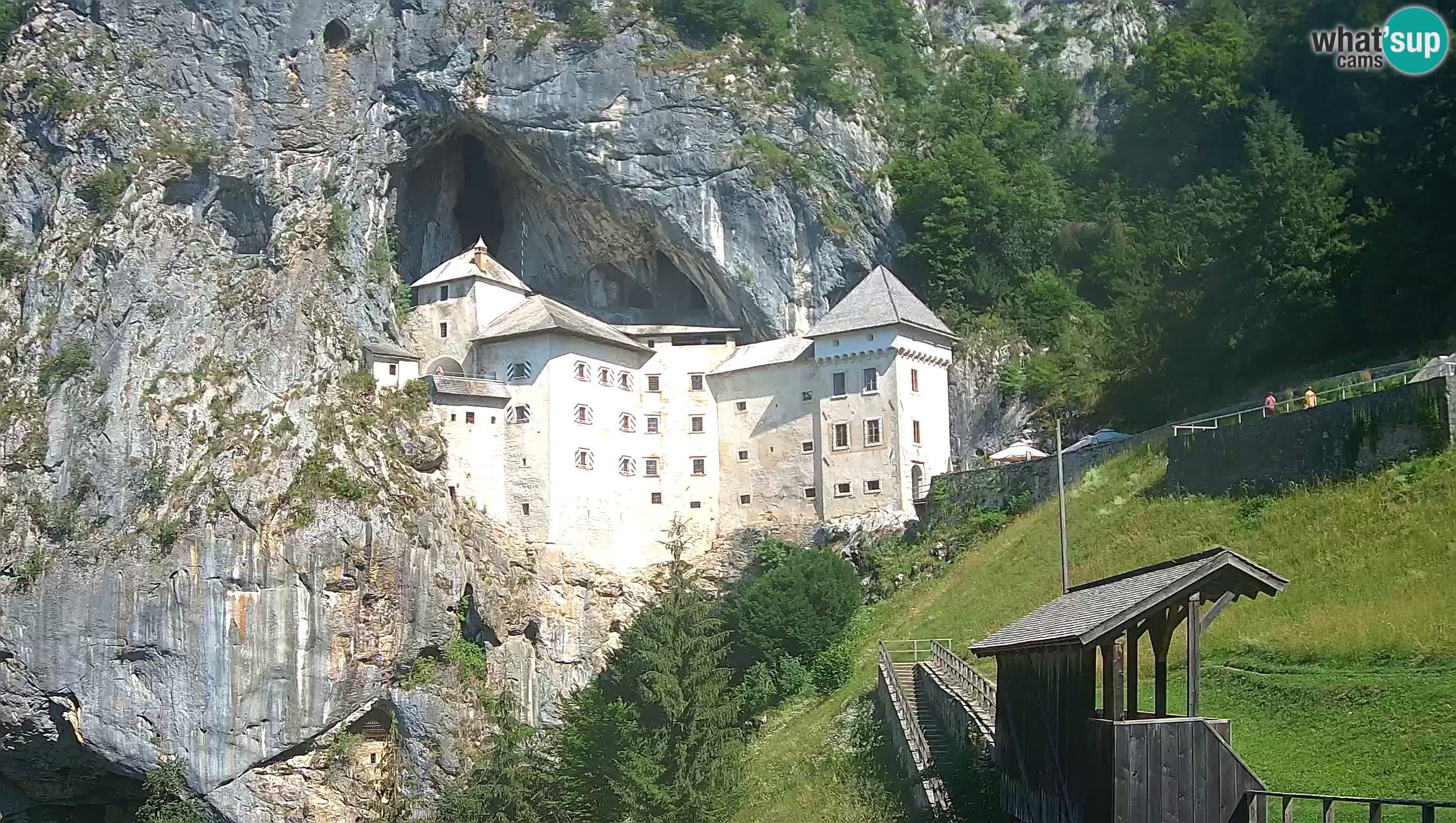 Live Webcam Grad Predjama – Château de Predjama – Postojna – Slovénie