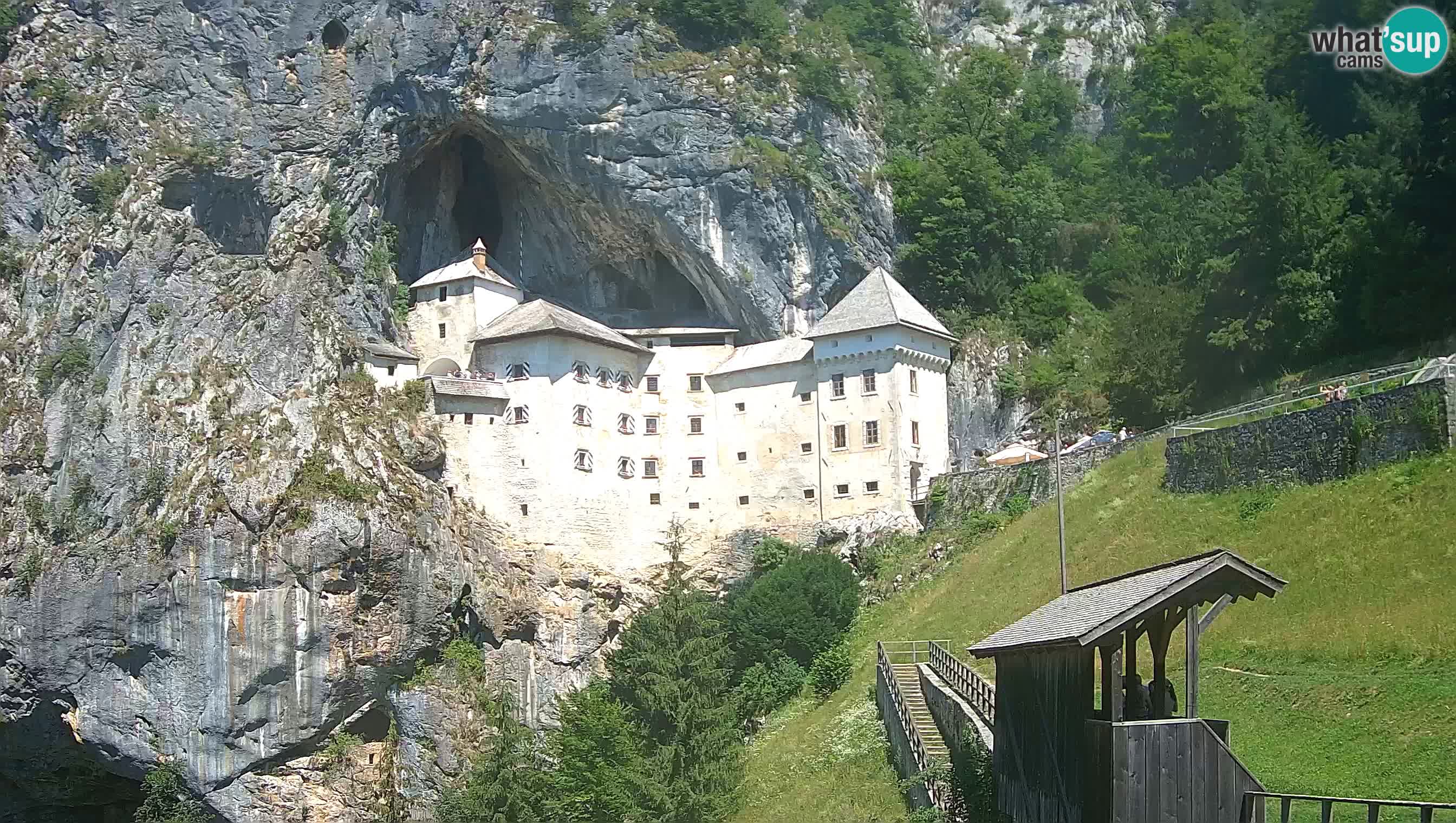 Live Webcam Predjamski grad – Predjama Castle – Postojna – Slovenia