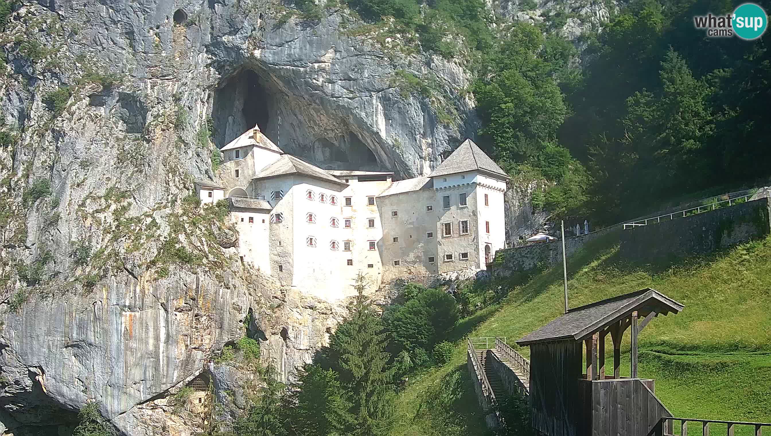 Live Webcam Predjamski grad – Predjama Castle – Postojna – Slovenia