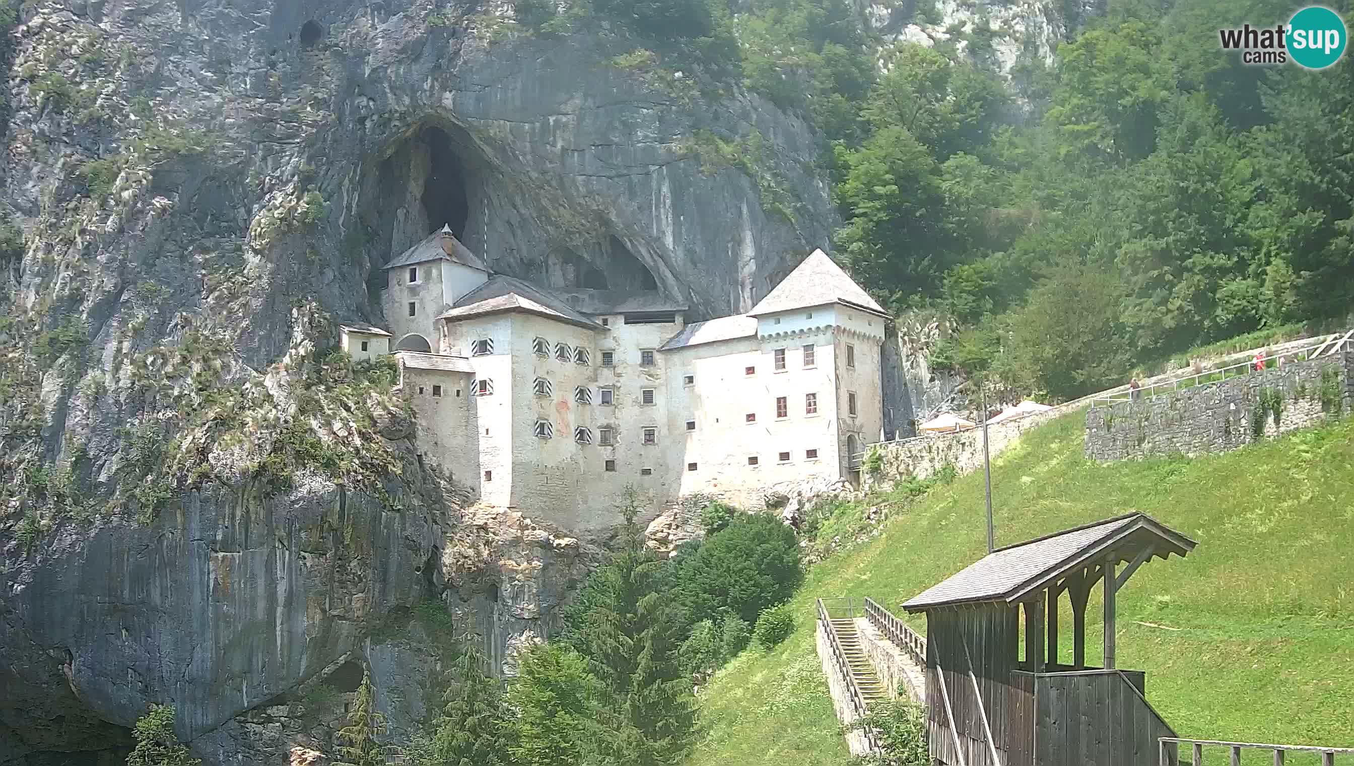 Live Webcam Predjamski grad – Predjama Castle – Postojna – Slovenia