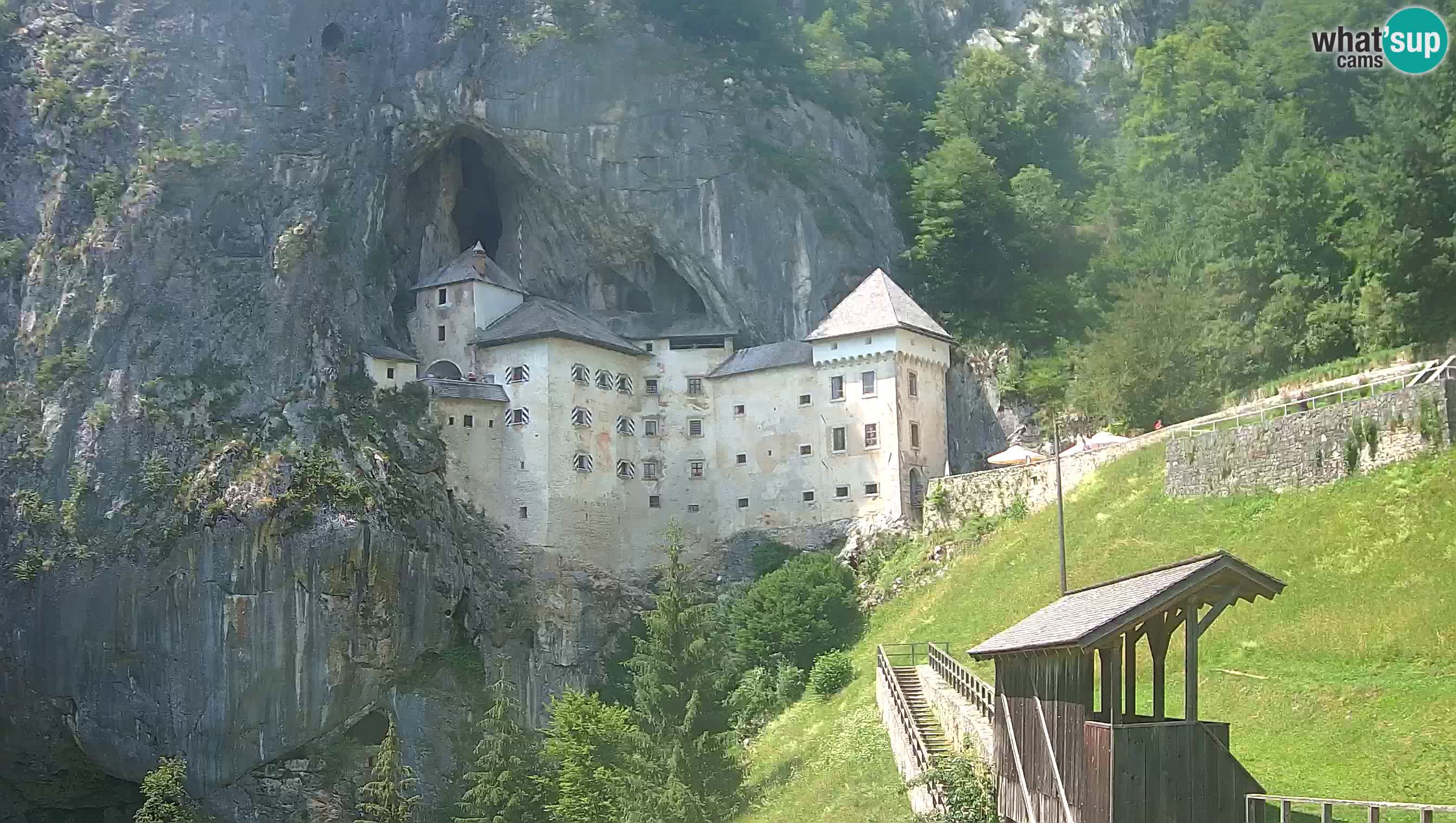 Camera en vivo Castillo de Predjama – Postojna – Eslovenia