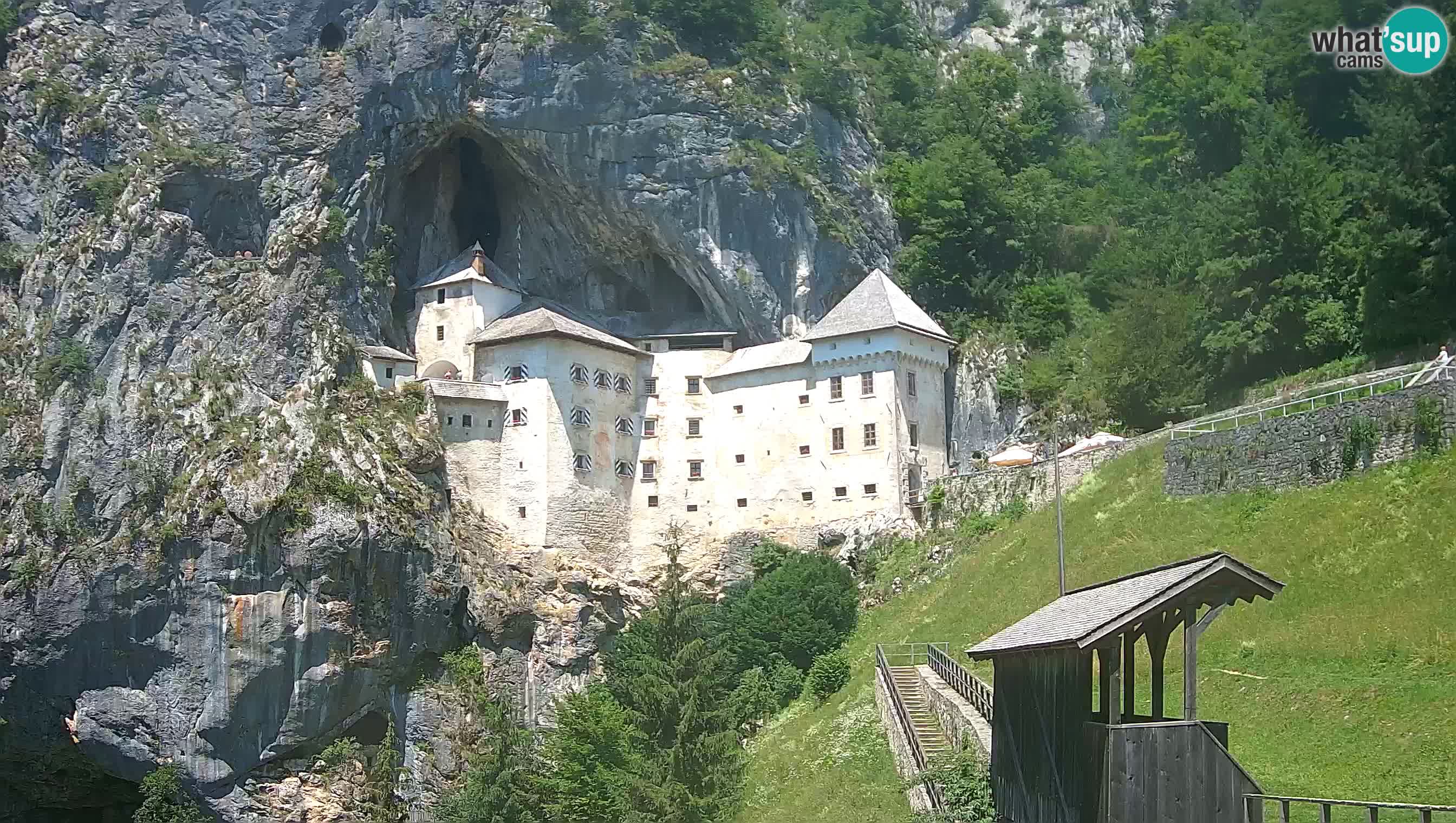 Live Webcam Castello di Predjama – Postumia – Slovenia