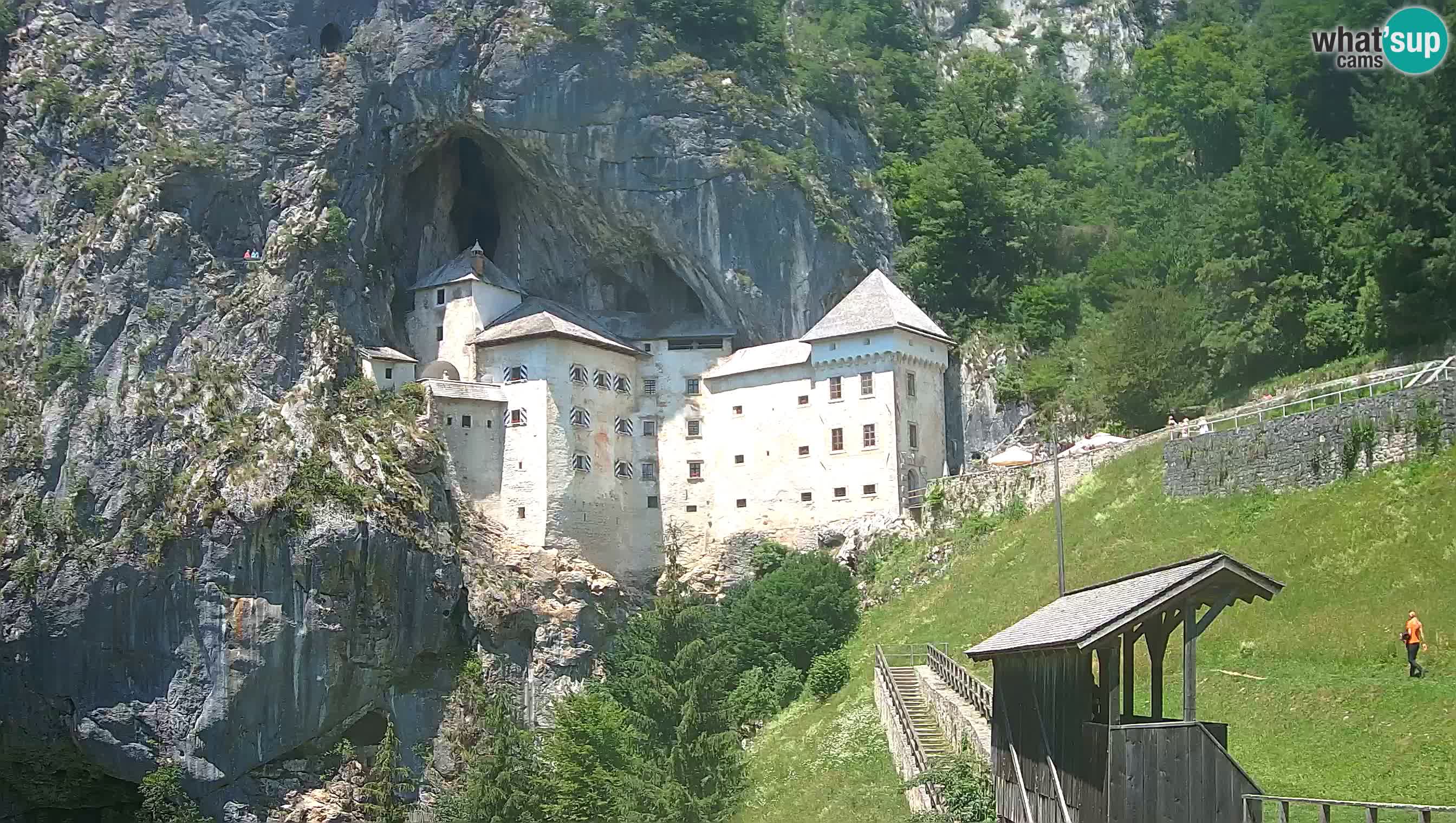 Web kamera Predjamski dvorac – Postojna – Slovenija