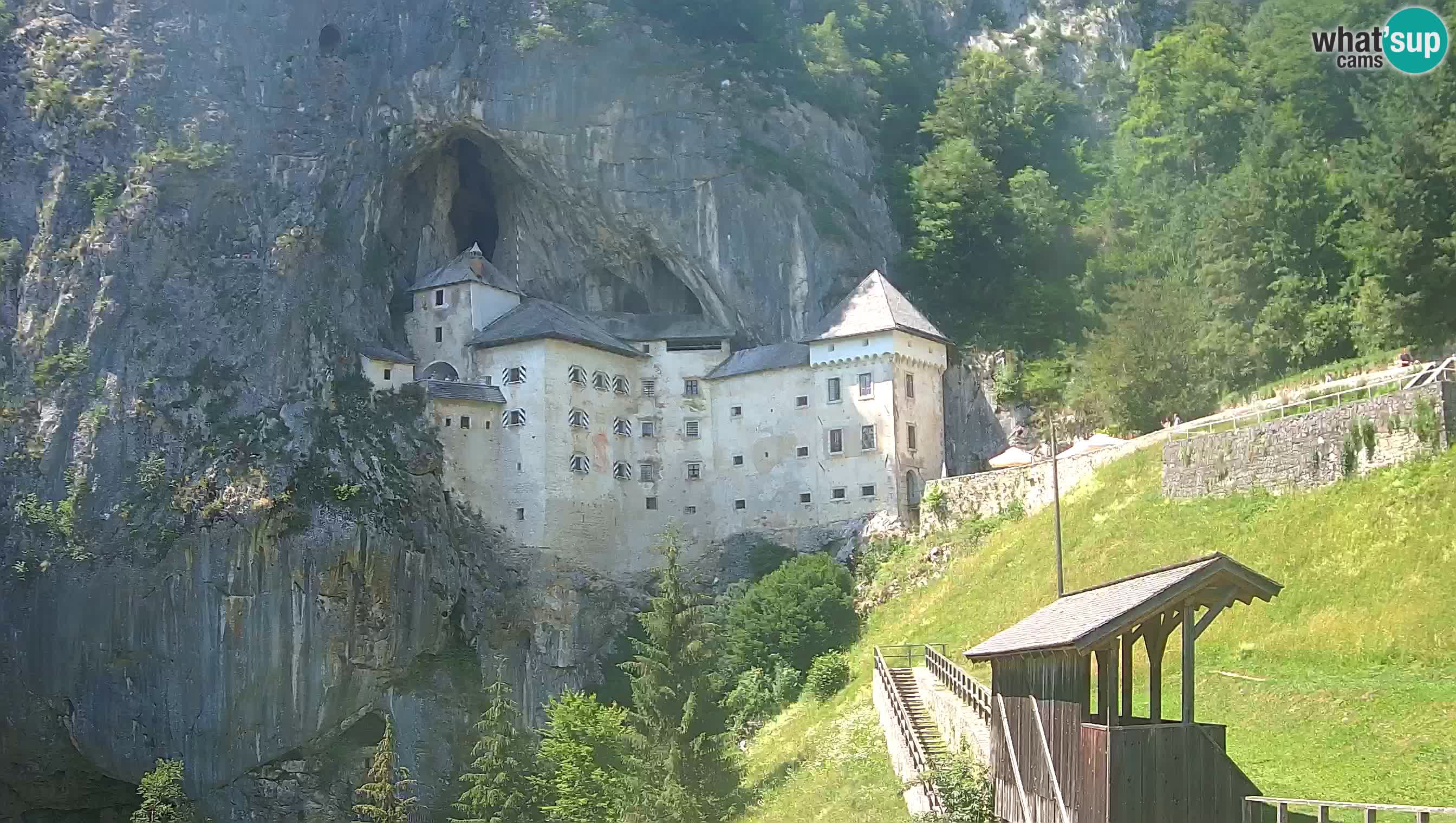 Camera en vivo Castillo de Predjama – Postojna – Eslovenia