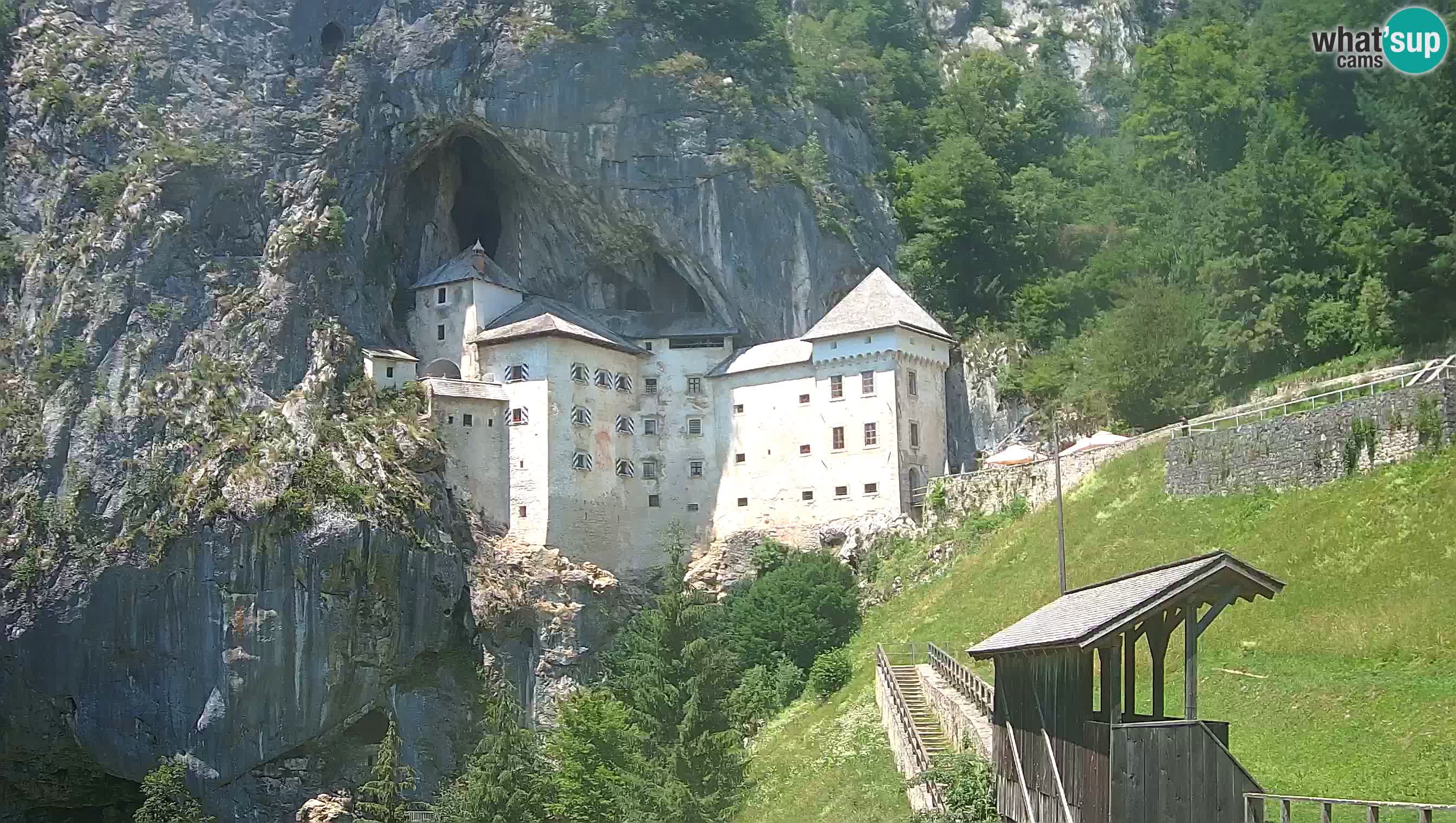 Live Webcam Predjamski grad – Predjama Castle – Postojna – Slovenia