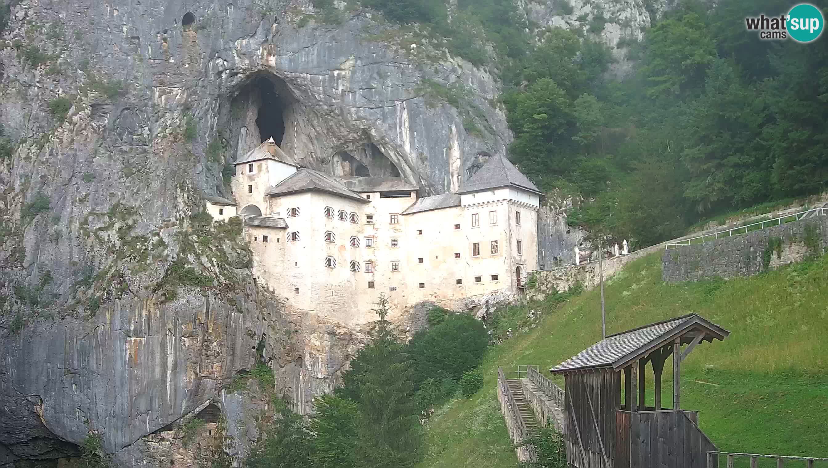 Live Webcam Predjamski grad – Predjama Castle – Postojna – Slovenia