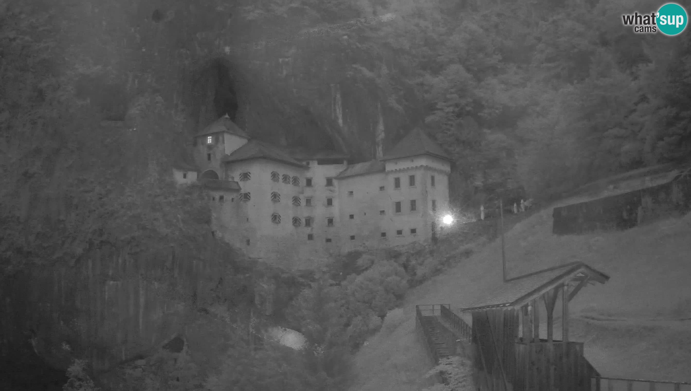 Live Webcam Castello di Predjama – Postumia – Slovenia