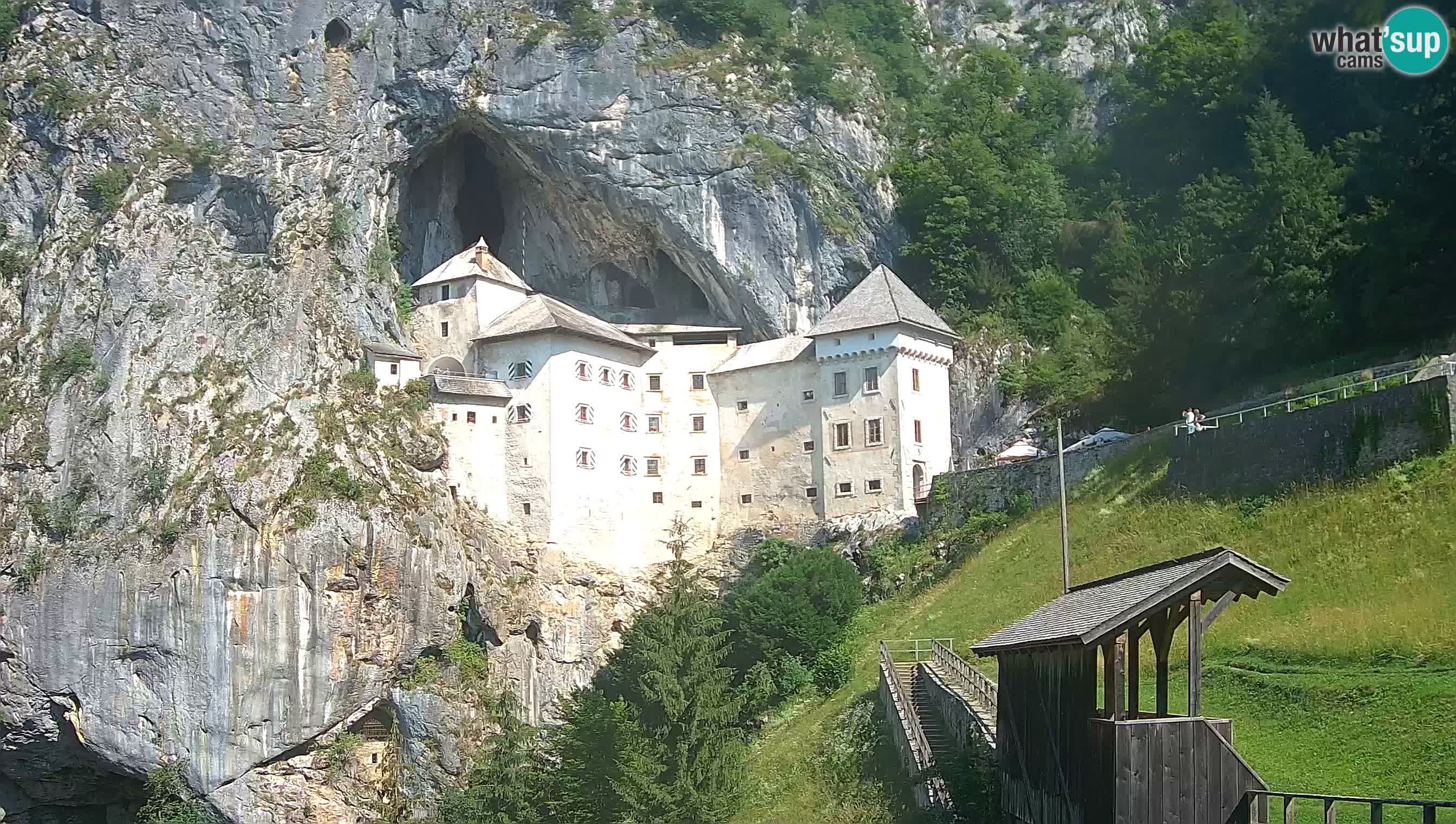 Live Webcam Grad Predjama – Château de Predjama – Postojna – Slovénie