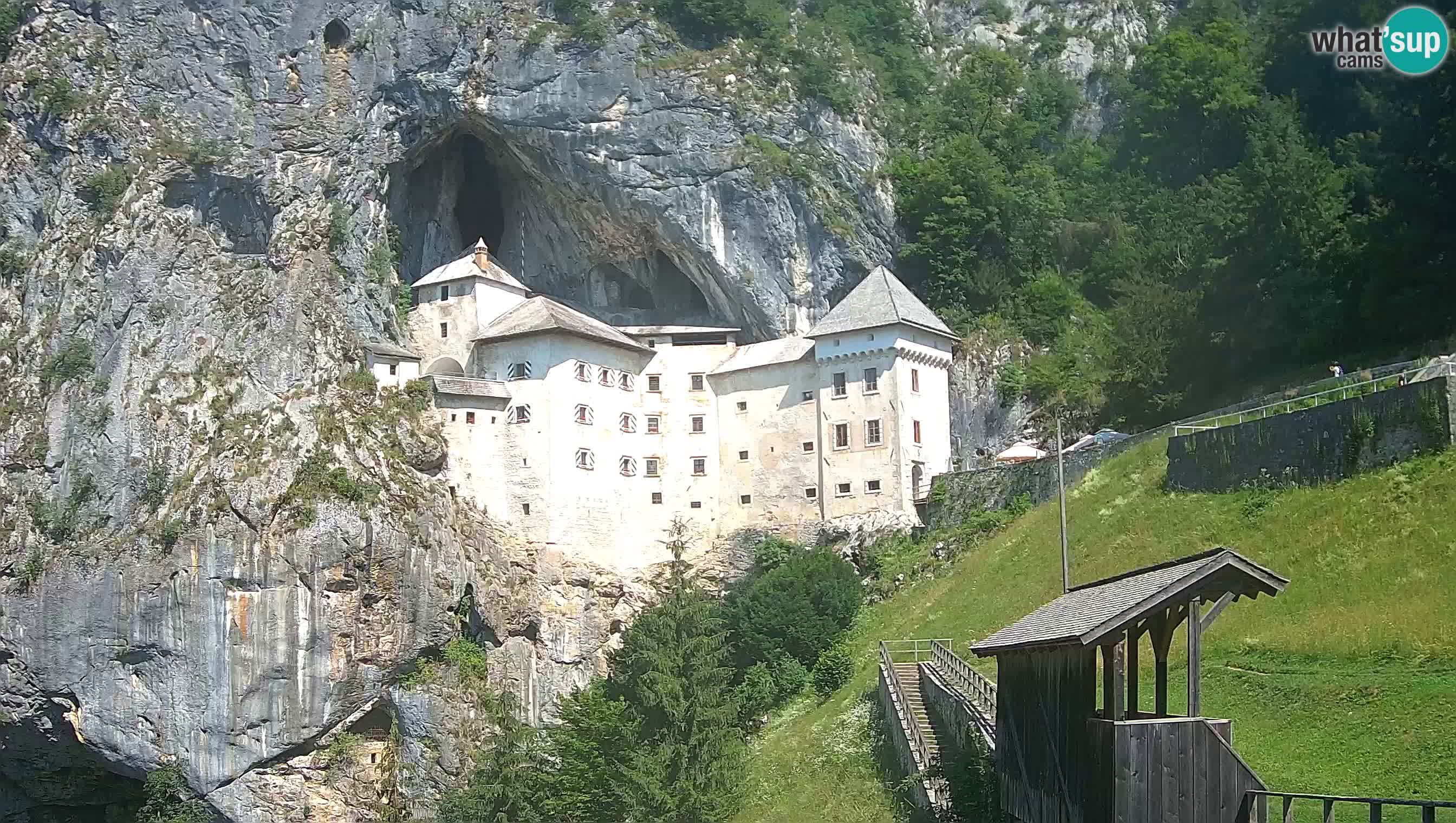 Live Webcam Predjamski grad – Predjama Castle – Postojna – Slovenia