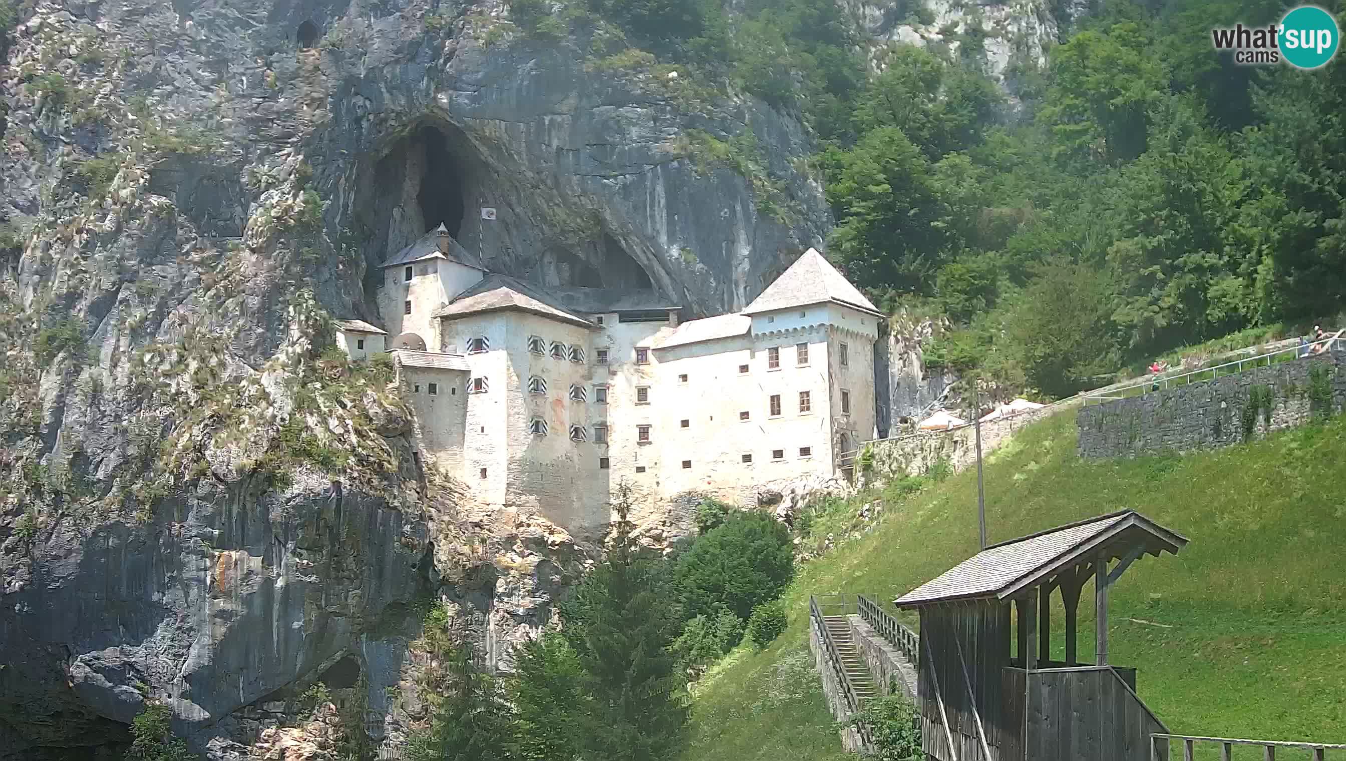 Web kamera Predjamski dvorac – Postojna – Slovenija