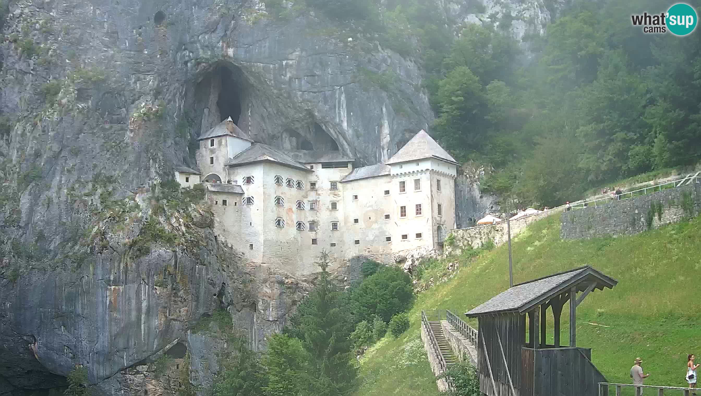 Web kamera Predjamski dvorac – Postojna – Slovenija