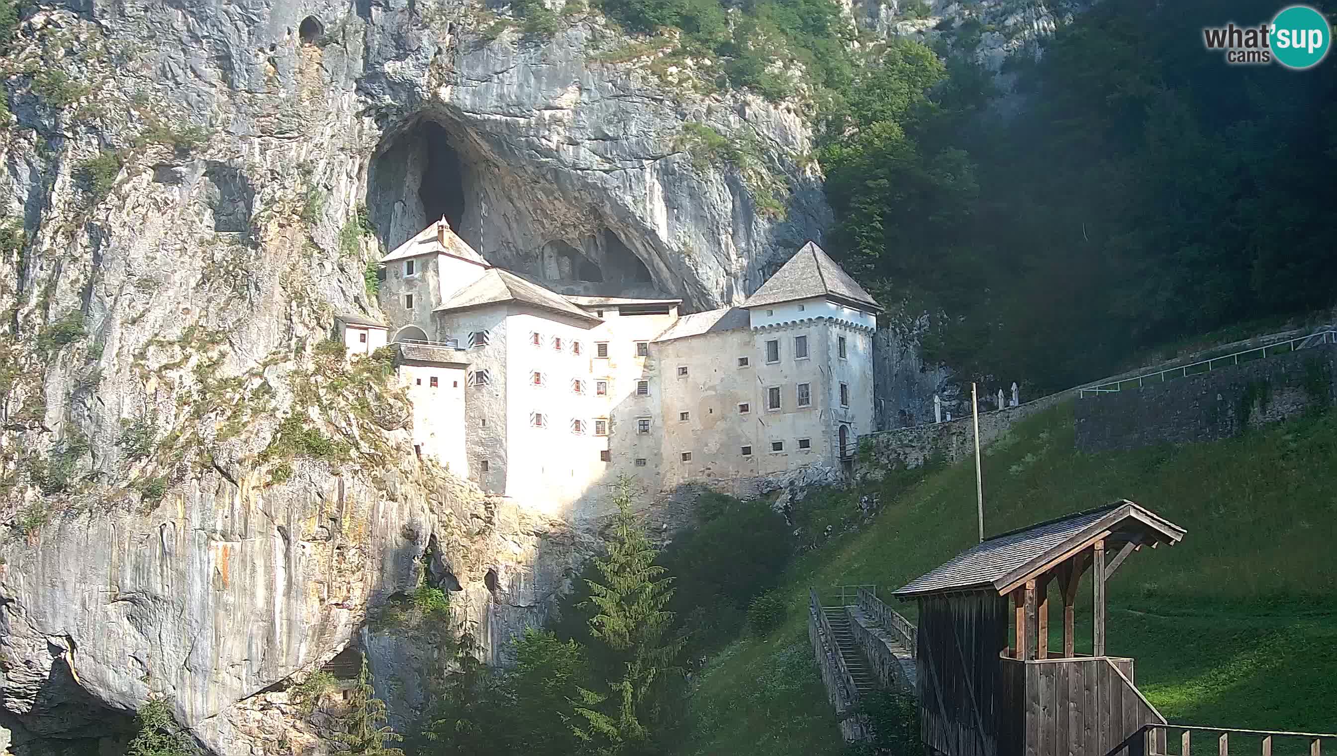 Live Webcam Castello di Predjama – Postumia – Slovenia