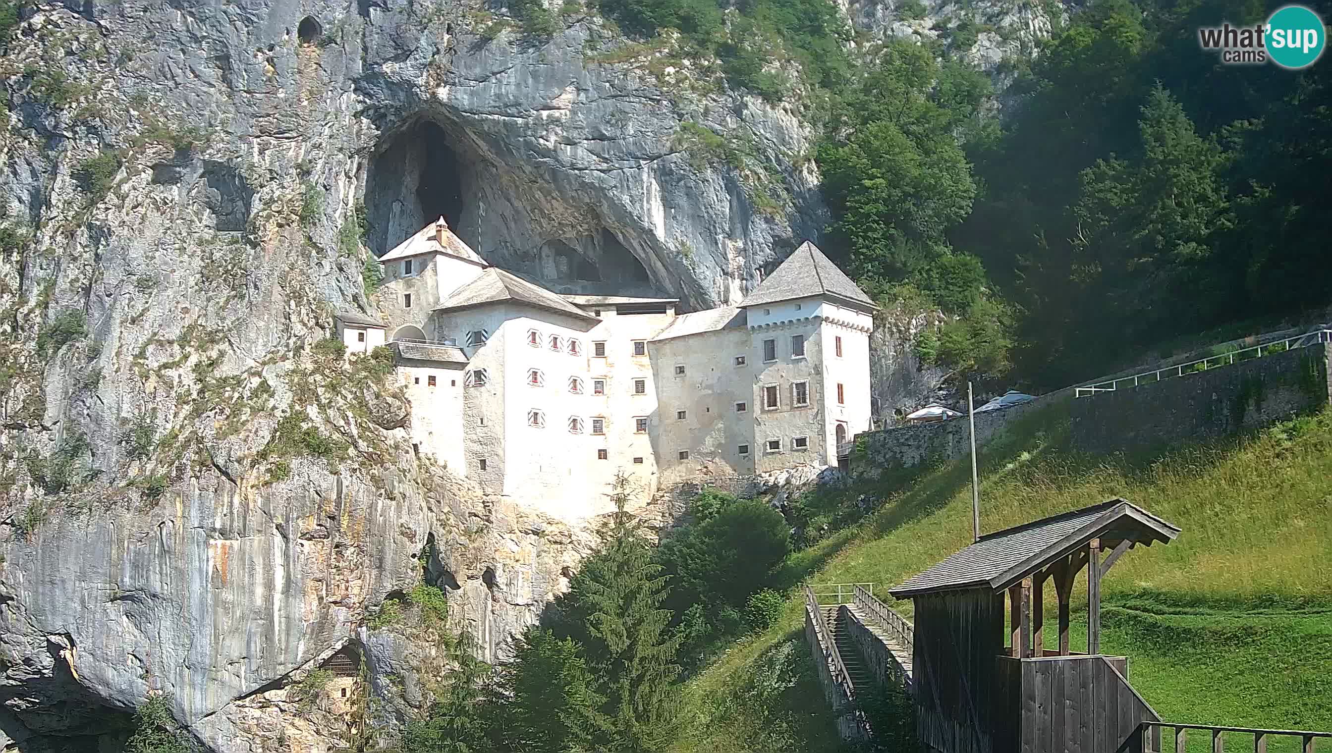 Live Webcam Grad Predjama – Château de Predjama – Postojna – Slovénie