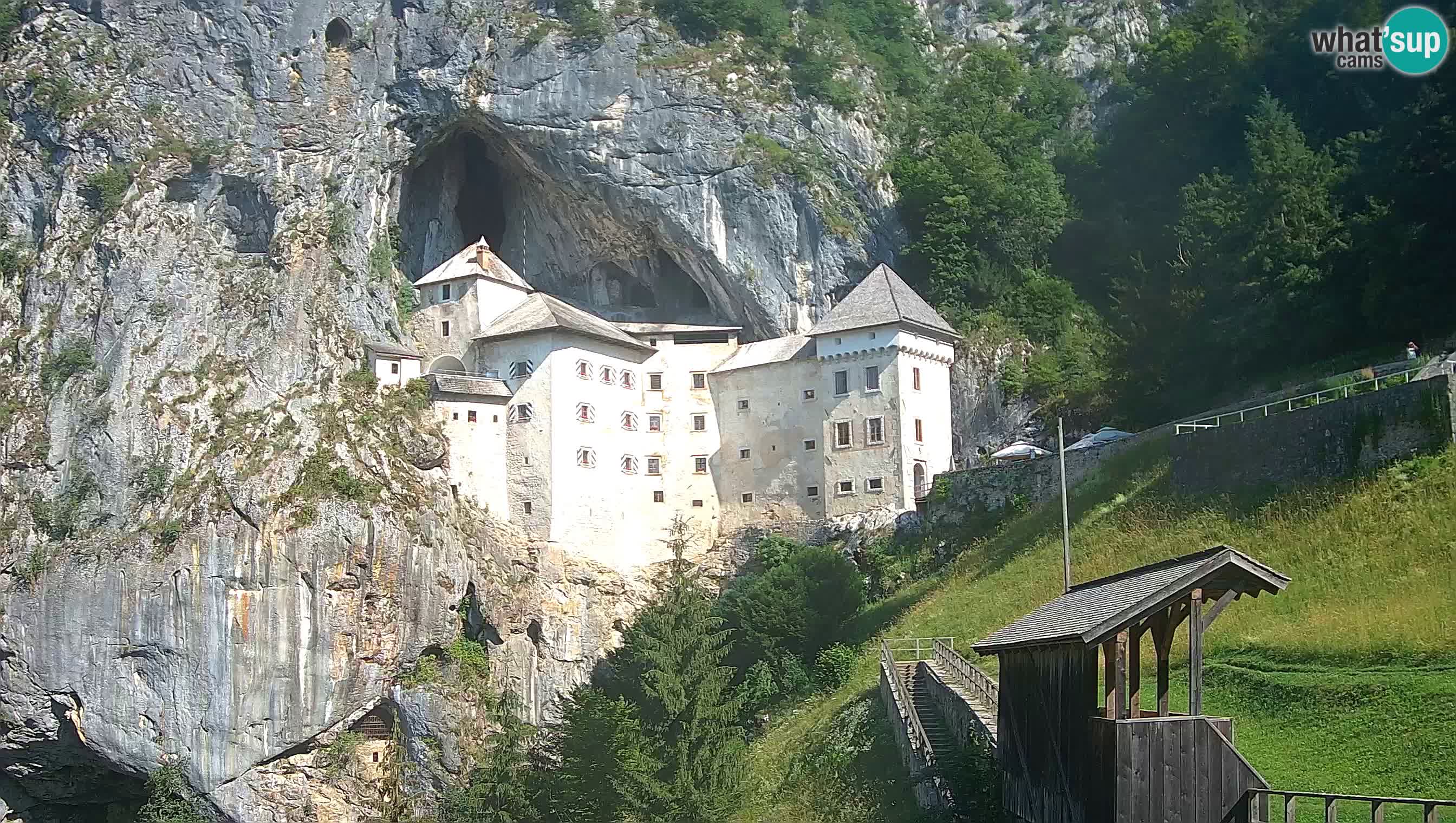 Live Webcam Predjamski grad – Predjama Castle – Postojna – Slovenia