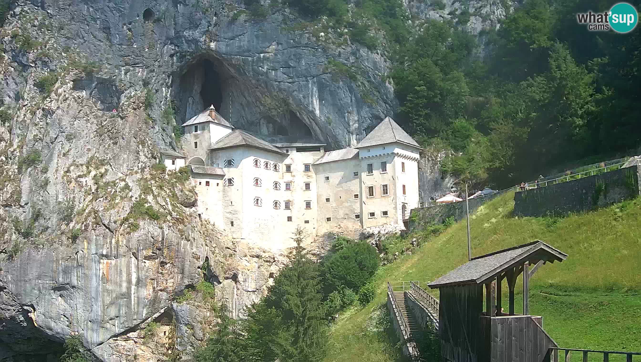 Web kamera Predjamski dvorac – Postojna – Slovenija