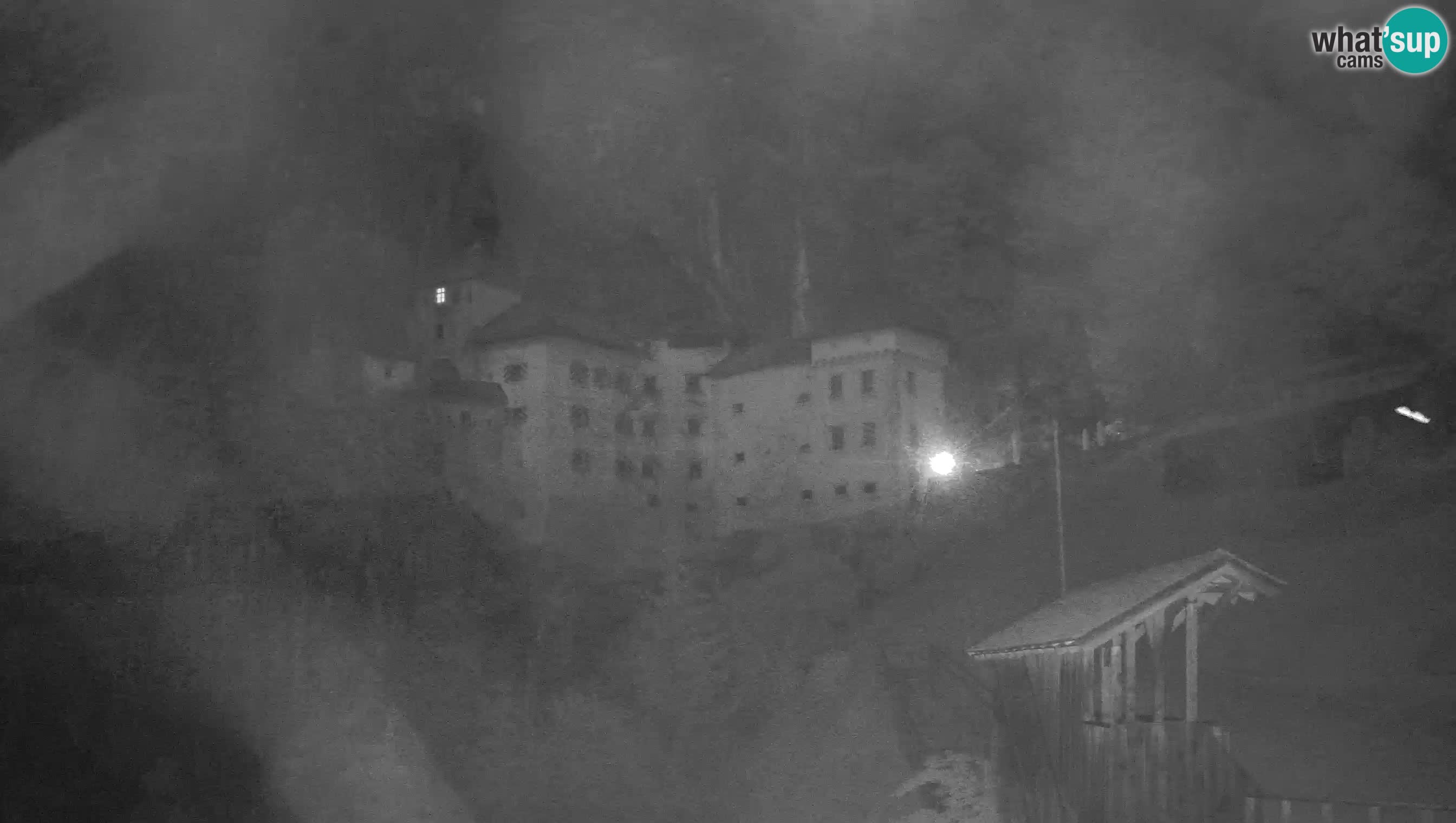 Live Webcam Höhlenburg Predjama – Postojna – Slowenien