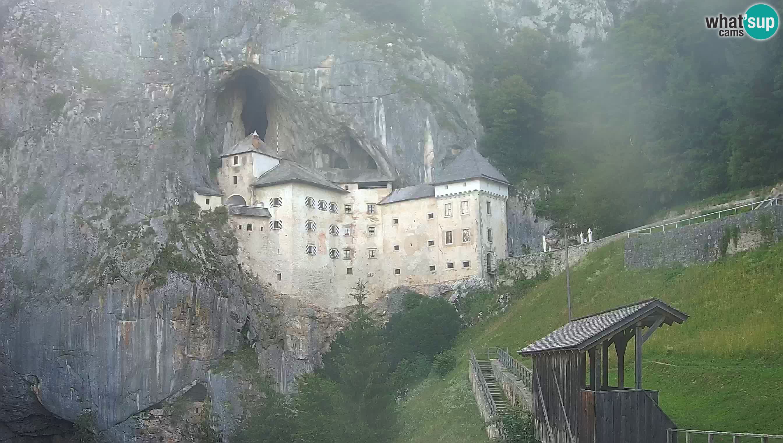 Live Webcam Höhlenburg Predjama – Postojna – Slowenien