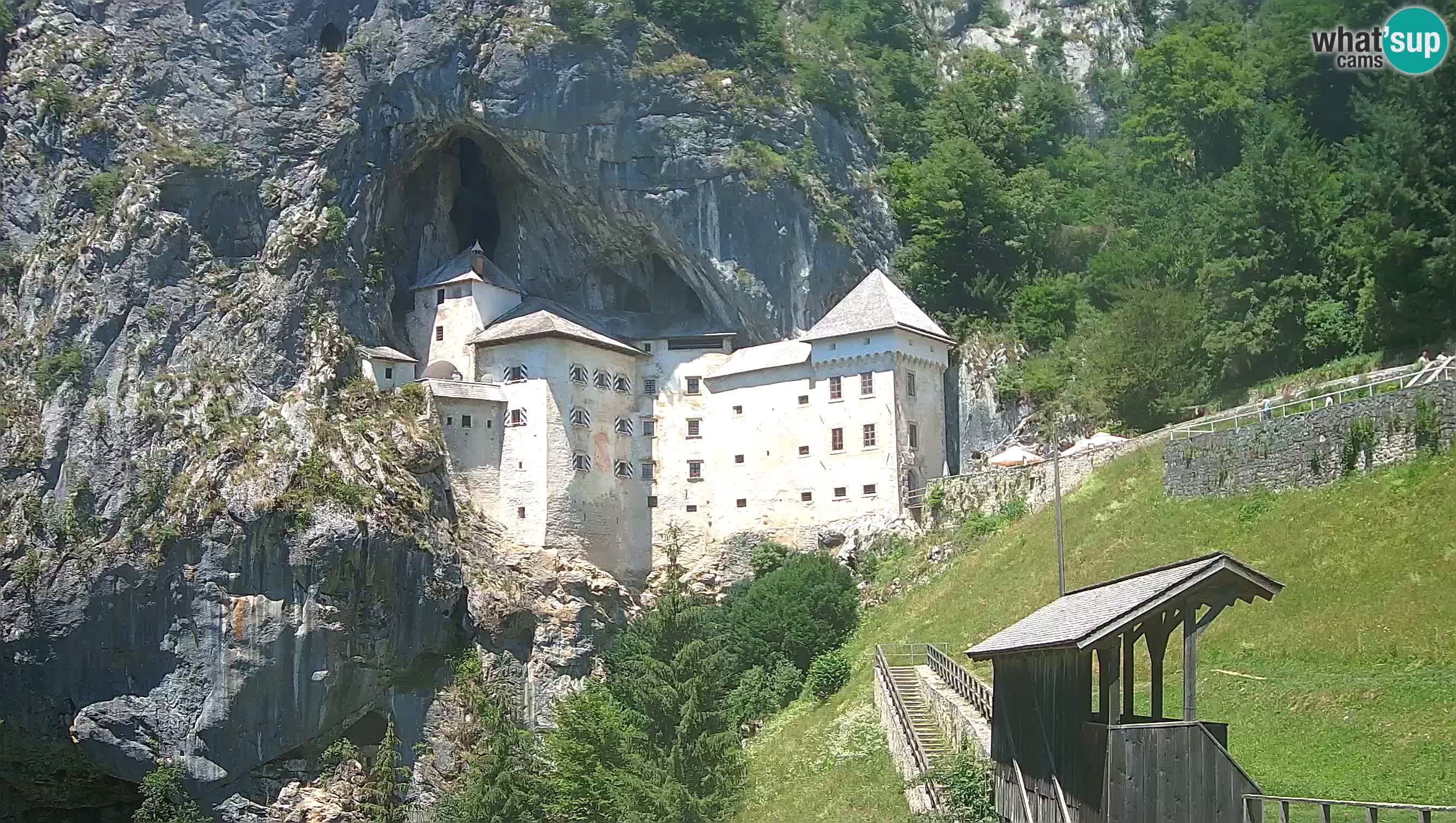 Live Webcam Predjamski grad – Predjama Castle – Postojna – Slovenia