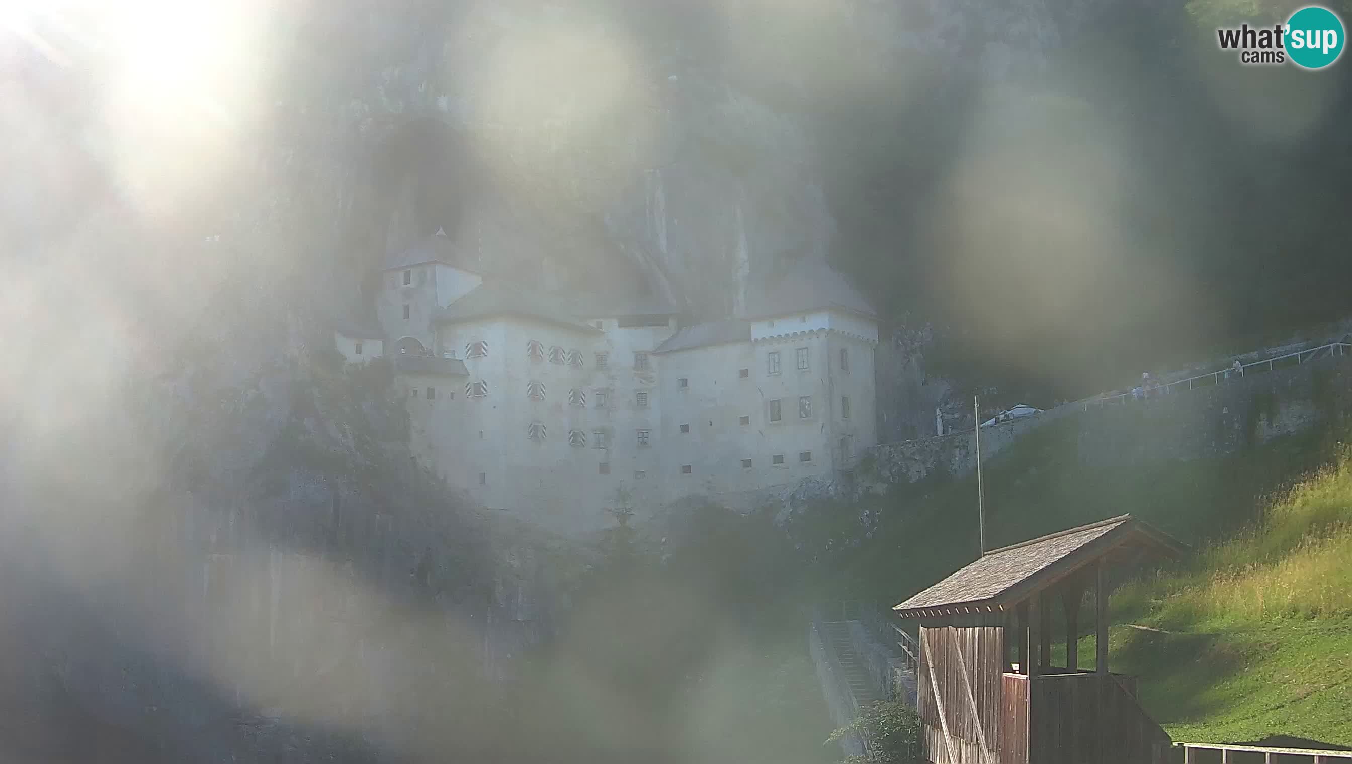 Live Webcam Höhlenburg Predjama – Postojna – Slowenien