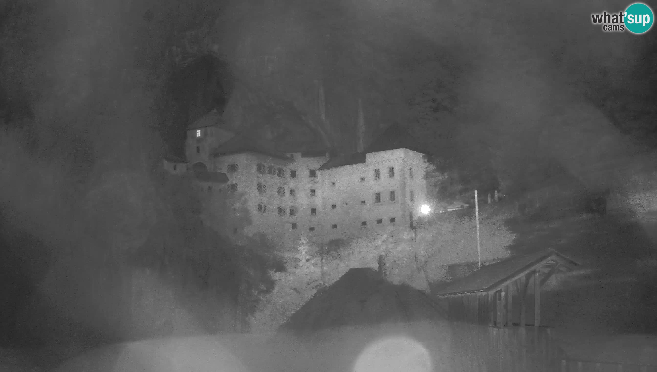 Web kamera Predjamski dvorac – Postojna – Slovenija