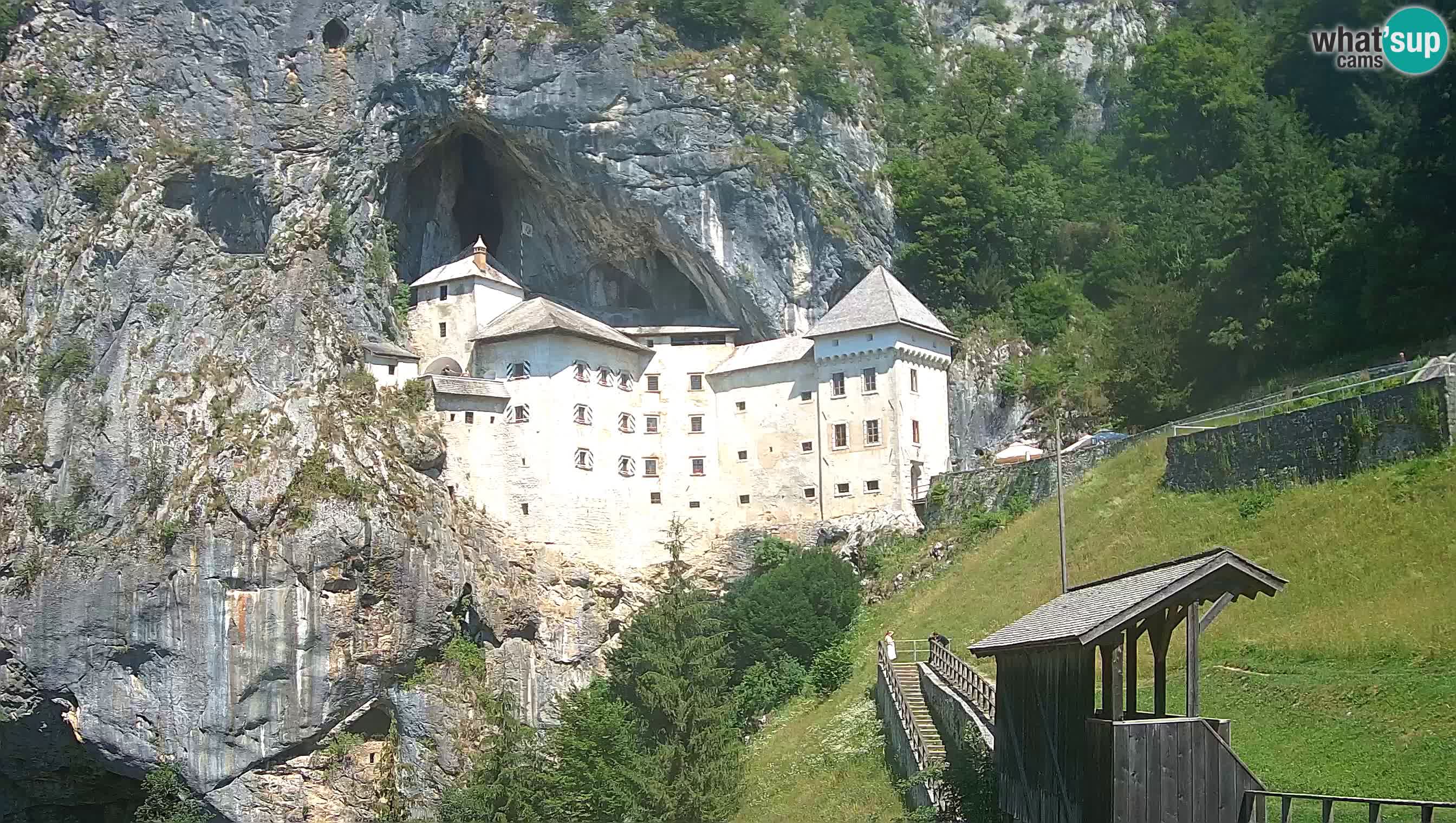Live Webcam Predjamski grad – Predjama Castle – Postojna – Slovenia