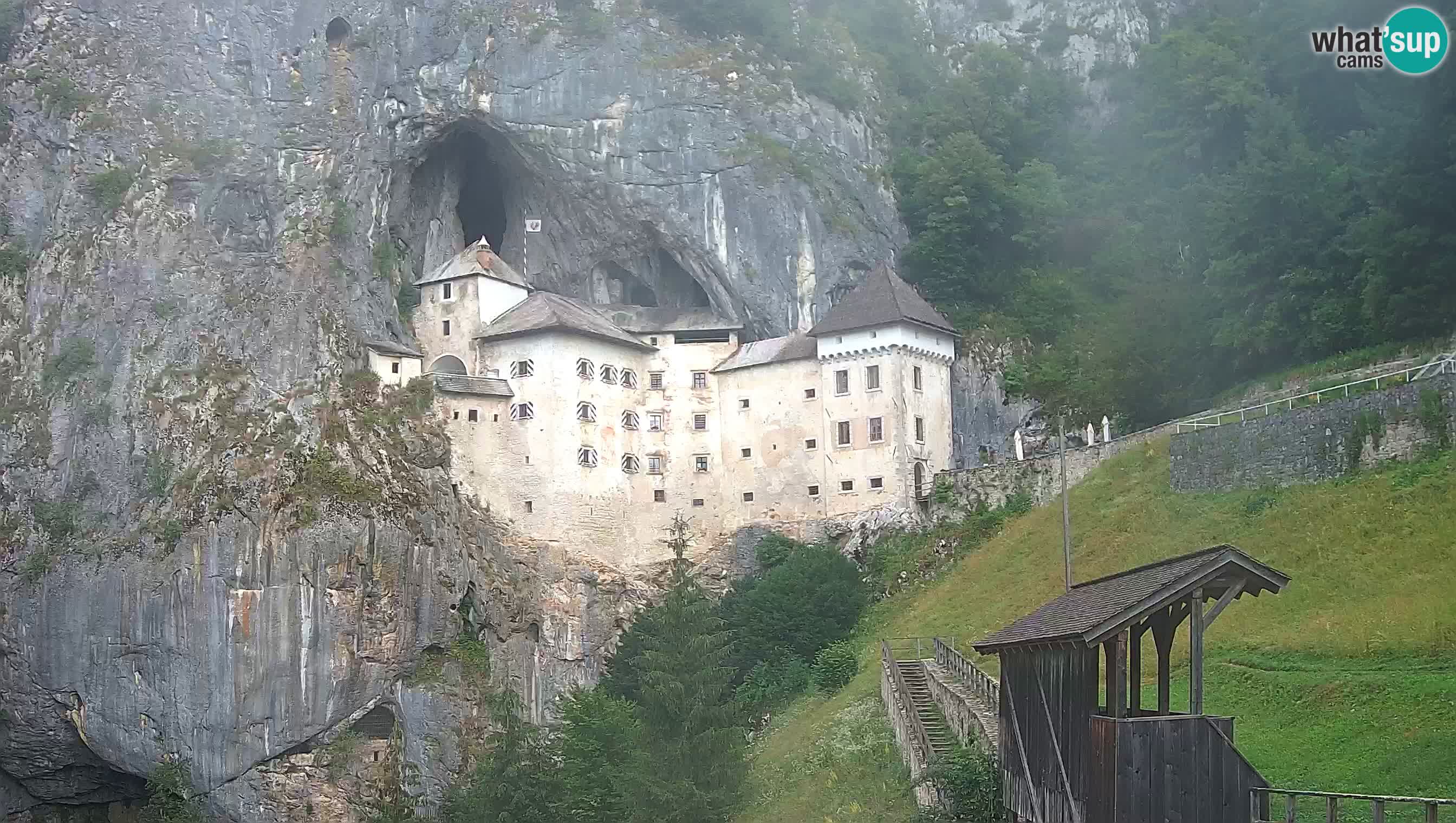 Live Webcam Castello di Predjama – Postumia – Slovenia