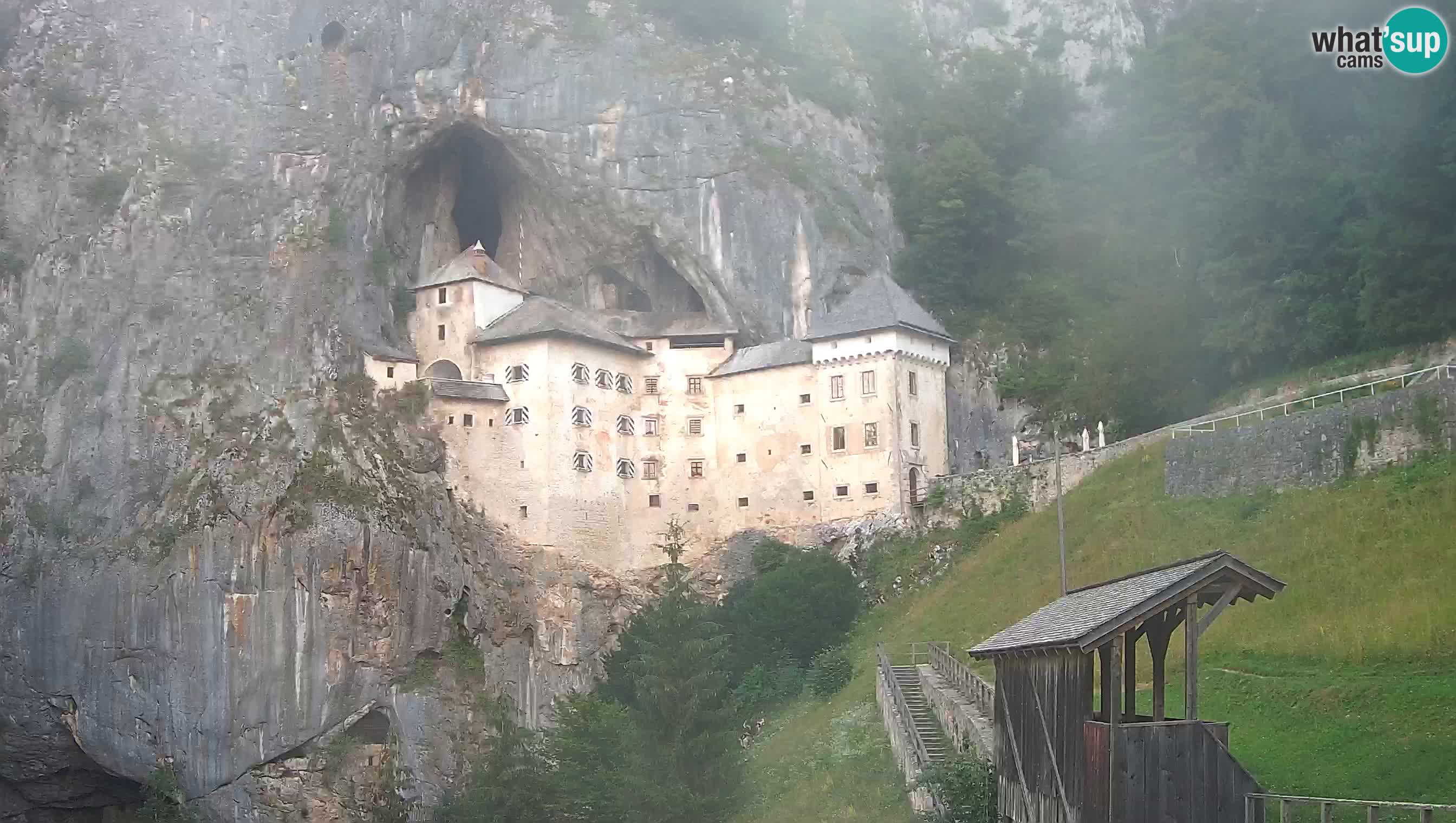 Live Webcam Predjamski grad – Predjama Castle – Postojna – Slovenia
