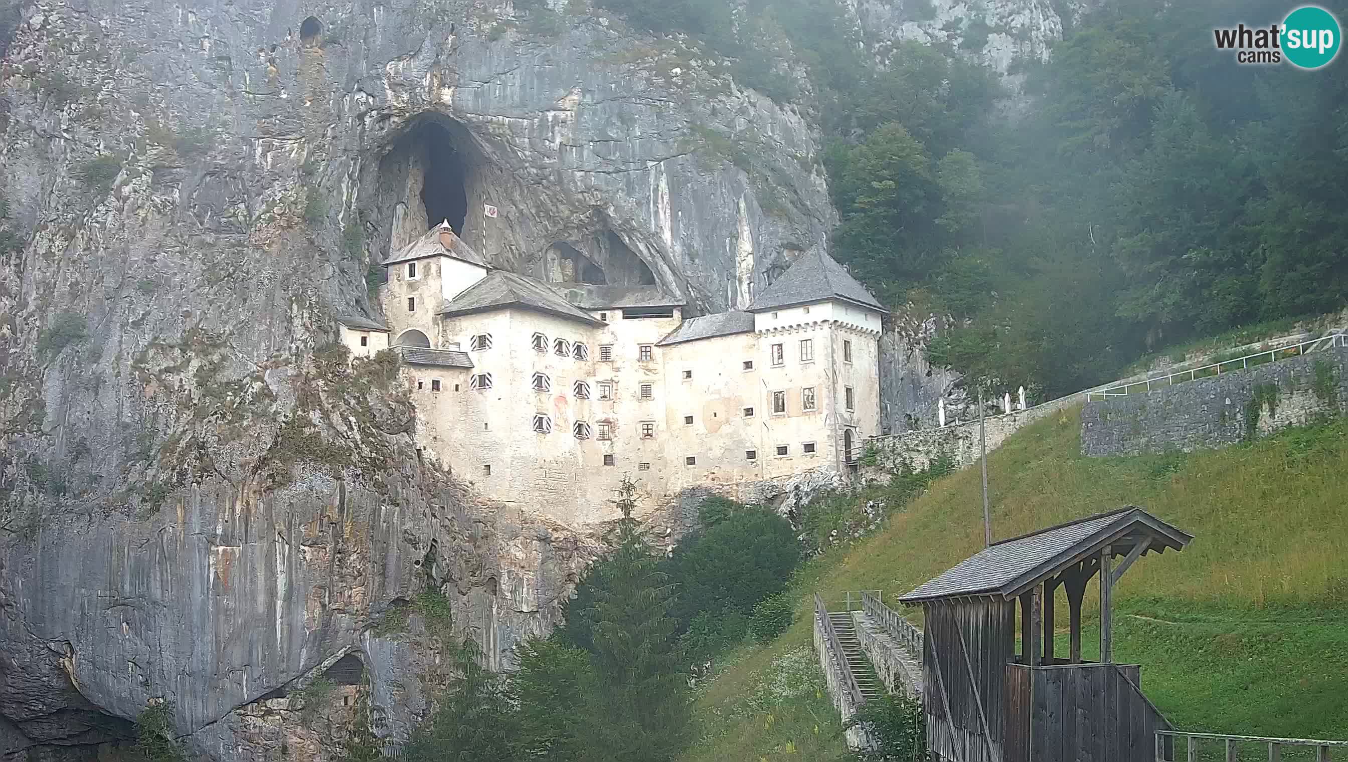 Live Webcam Predjamski grad – Predjama Castle – Postojna – Slovenia