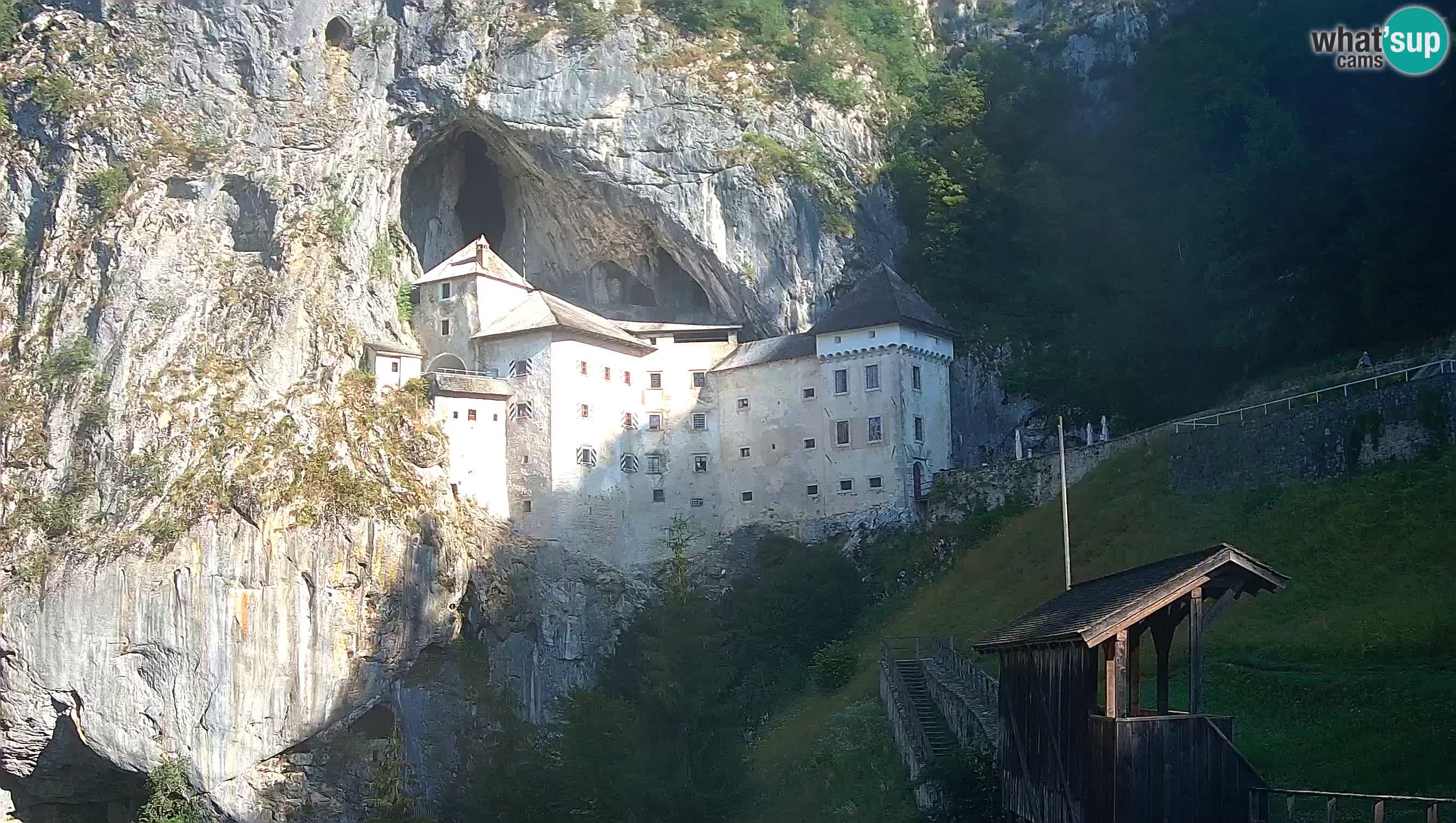 Live Webcam Predjamski grad – Predjama Castle – Postojna – Slovenia