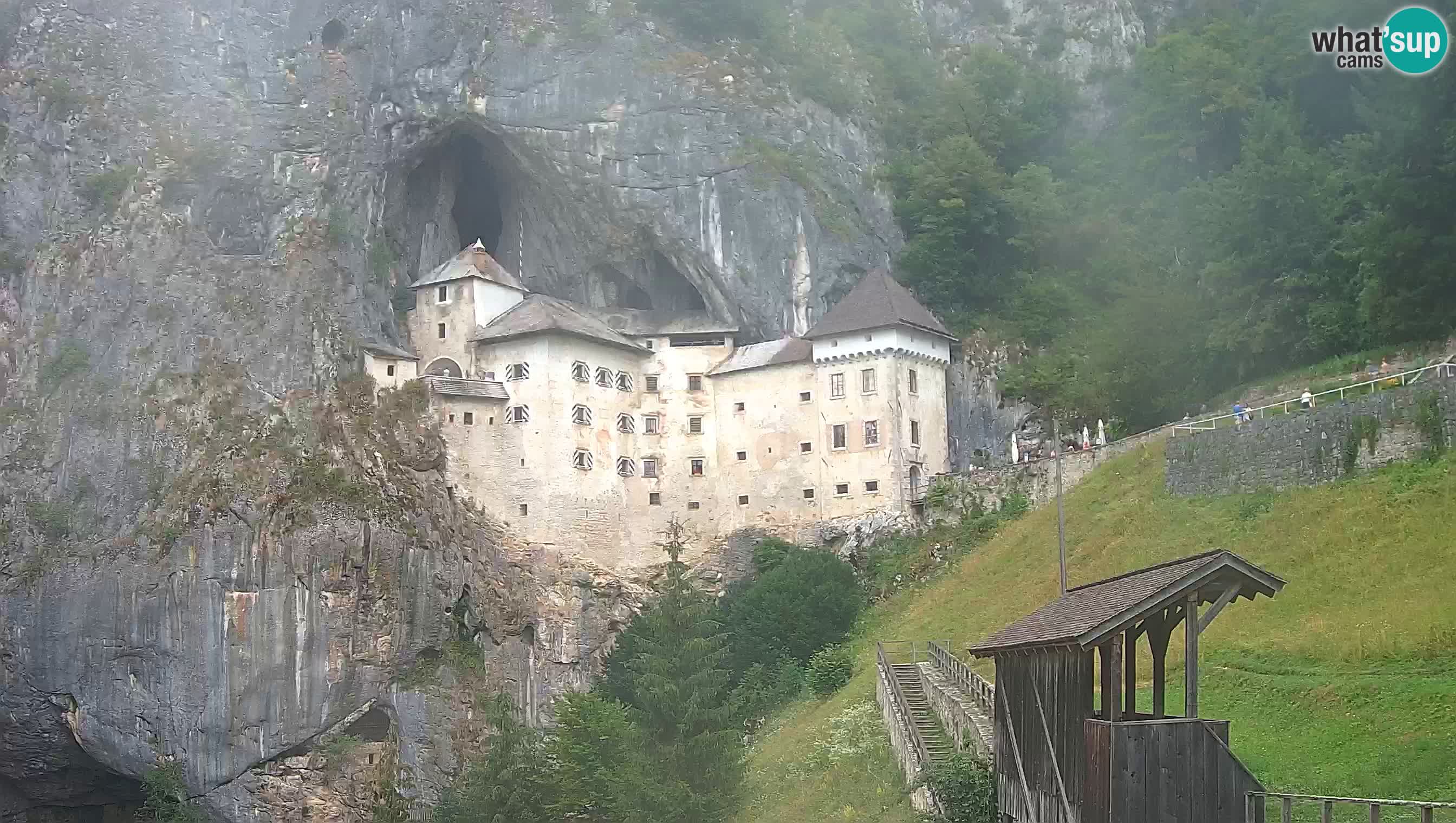 Live Webcam Castello di Predjama – Postumia – Slovenia
