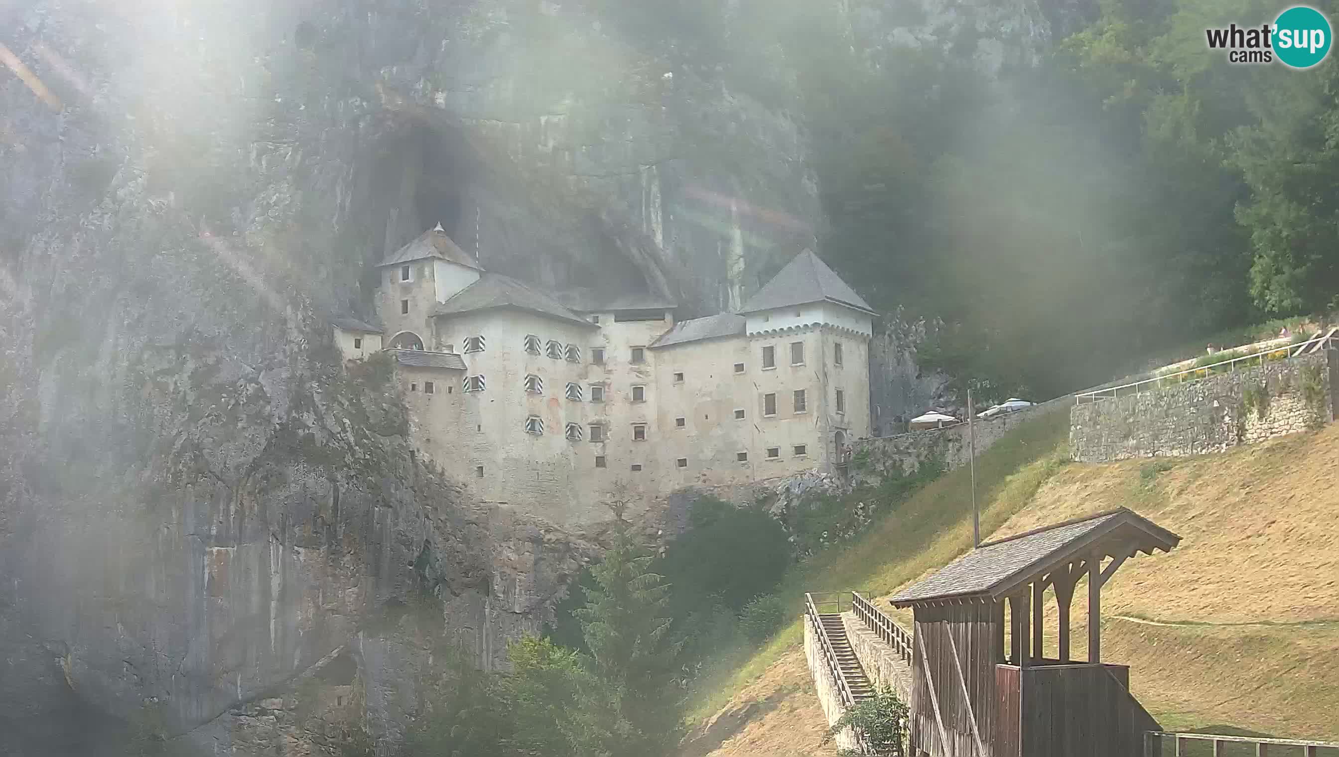 Live Webcam Castello di Predjama – Postumia – Slovenia