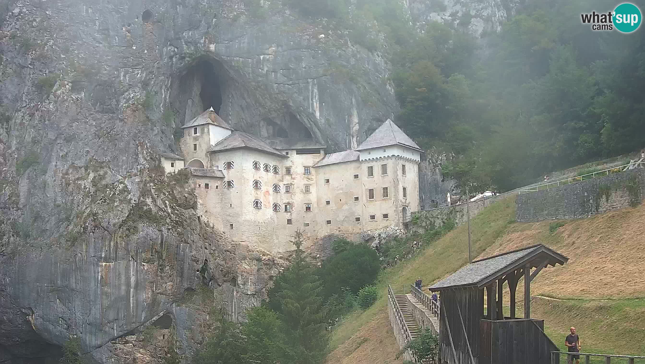 Live Webcam Predjamski grad – Predjama Castle – Postojna – Slovenia