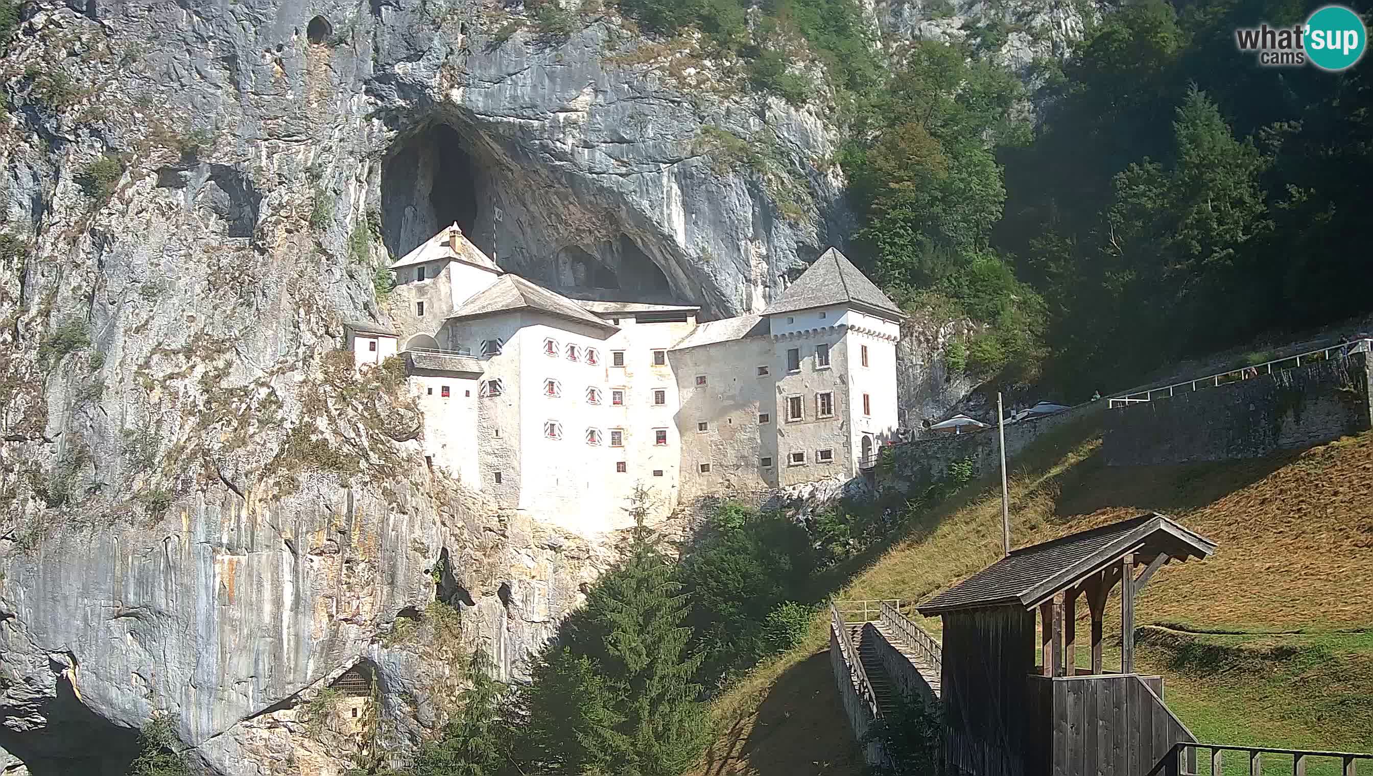 Live Webcam Predjamski grad – Predjama Castle – Postojna – Slovenia