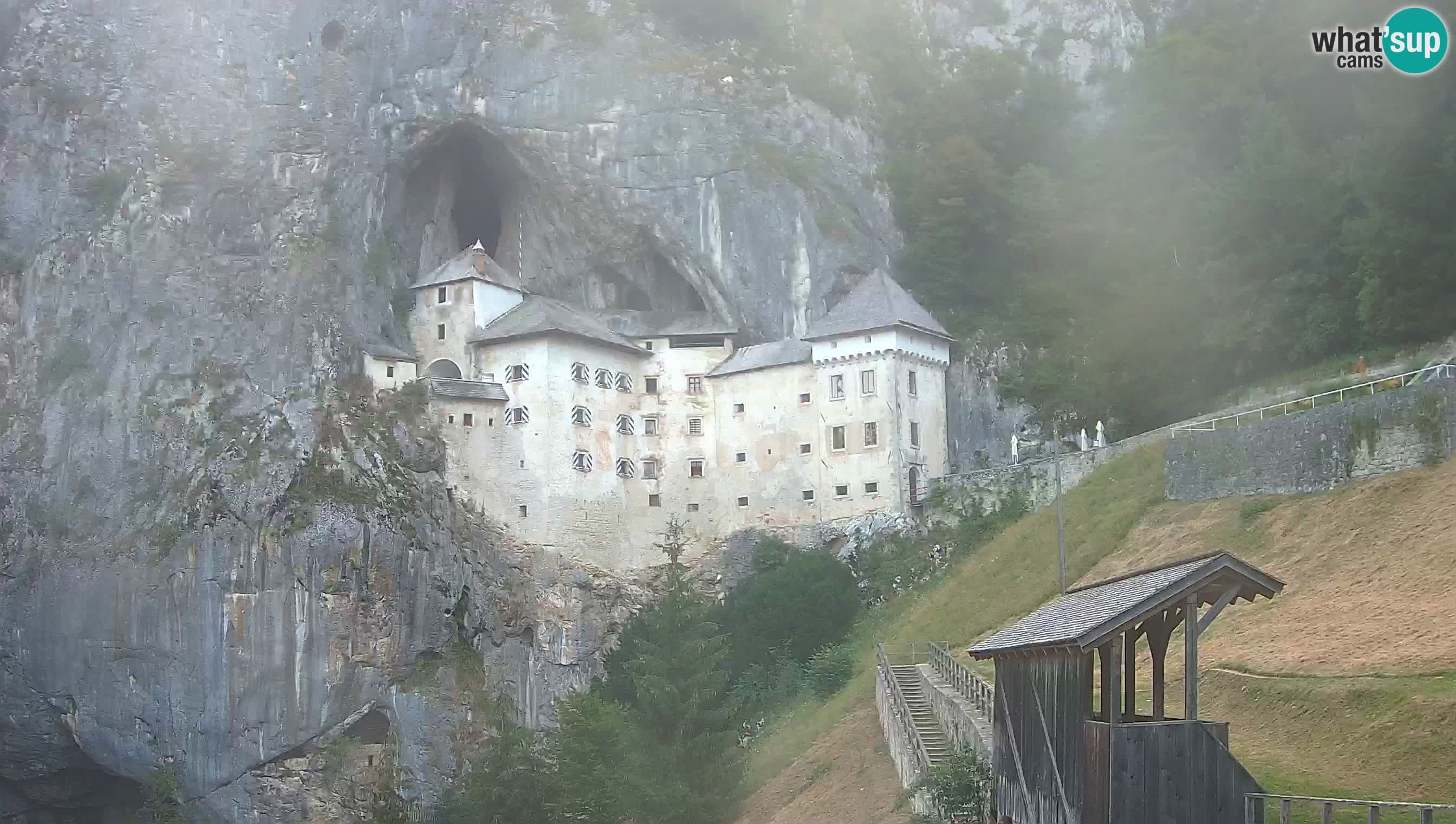 Live Webcam Predjamski grad – Predjama Castle – Postojna – Slovenia