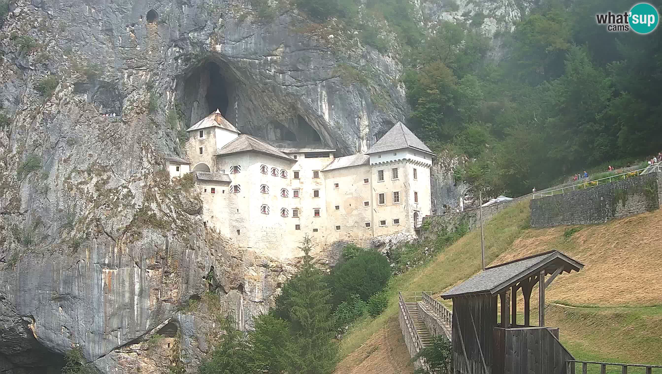 Live Webcam Höhlenburg Predjama – Postojna – Slowenien