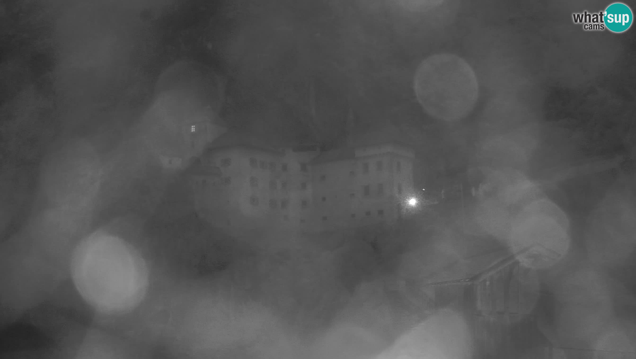Web kamera Predjamski dvorac – Postojna – Slovenija