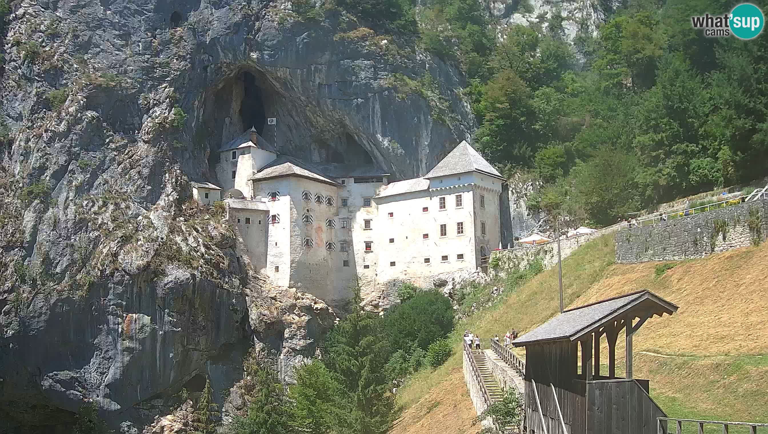 Live Webcam Höhlenburg Predjama – Postojna – Slowenien